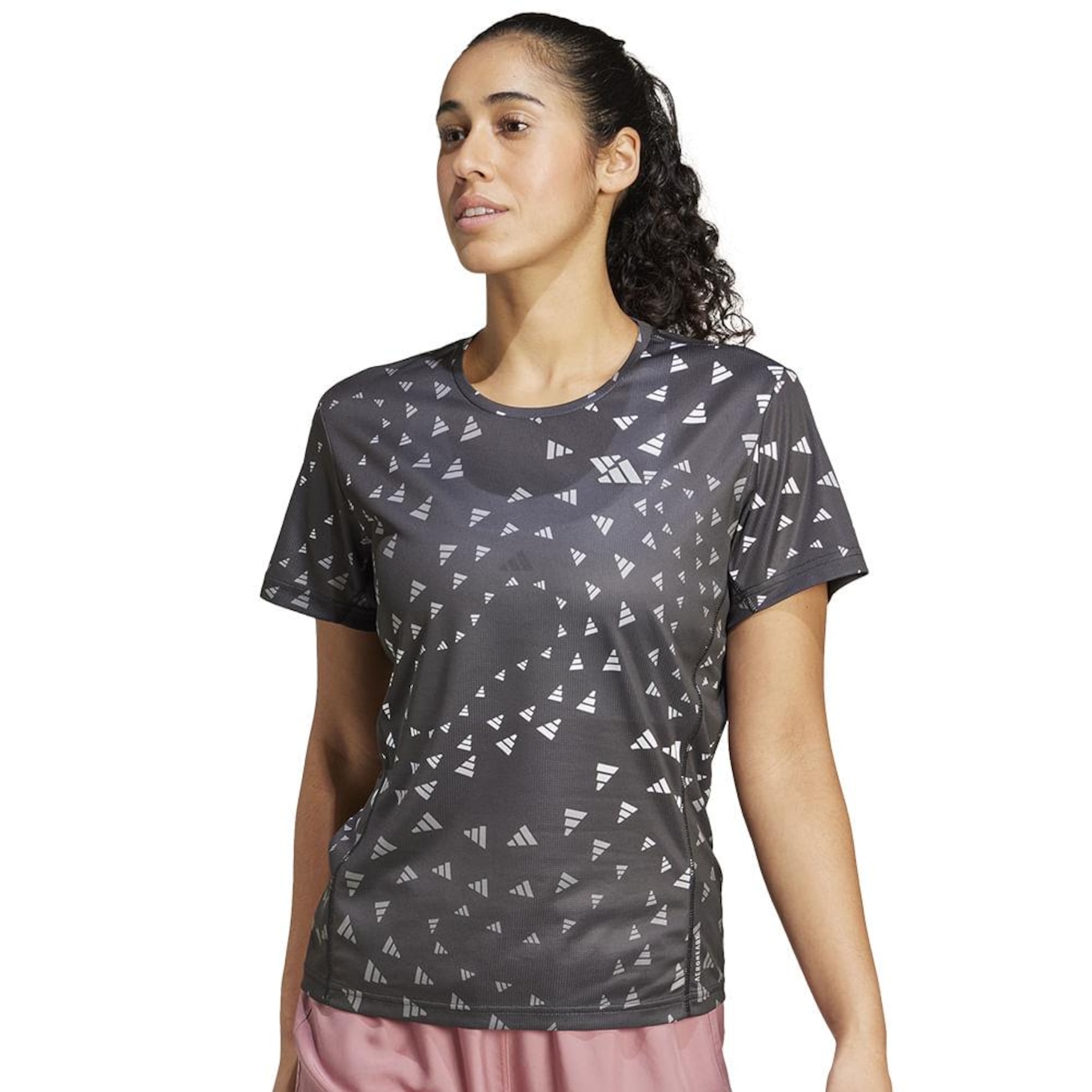 Camiseta adidas Run It Brand Love - Feminina - Foto 2