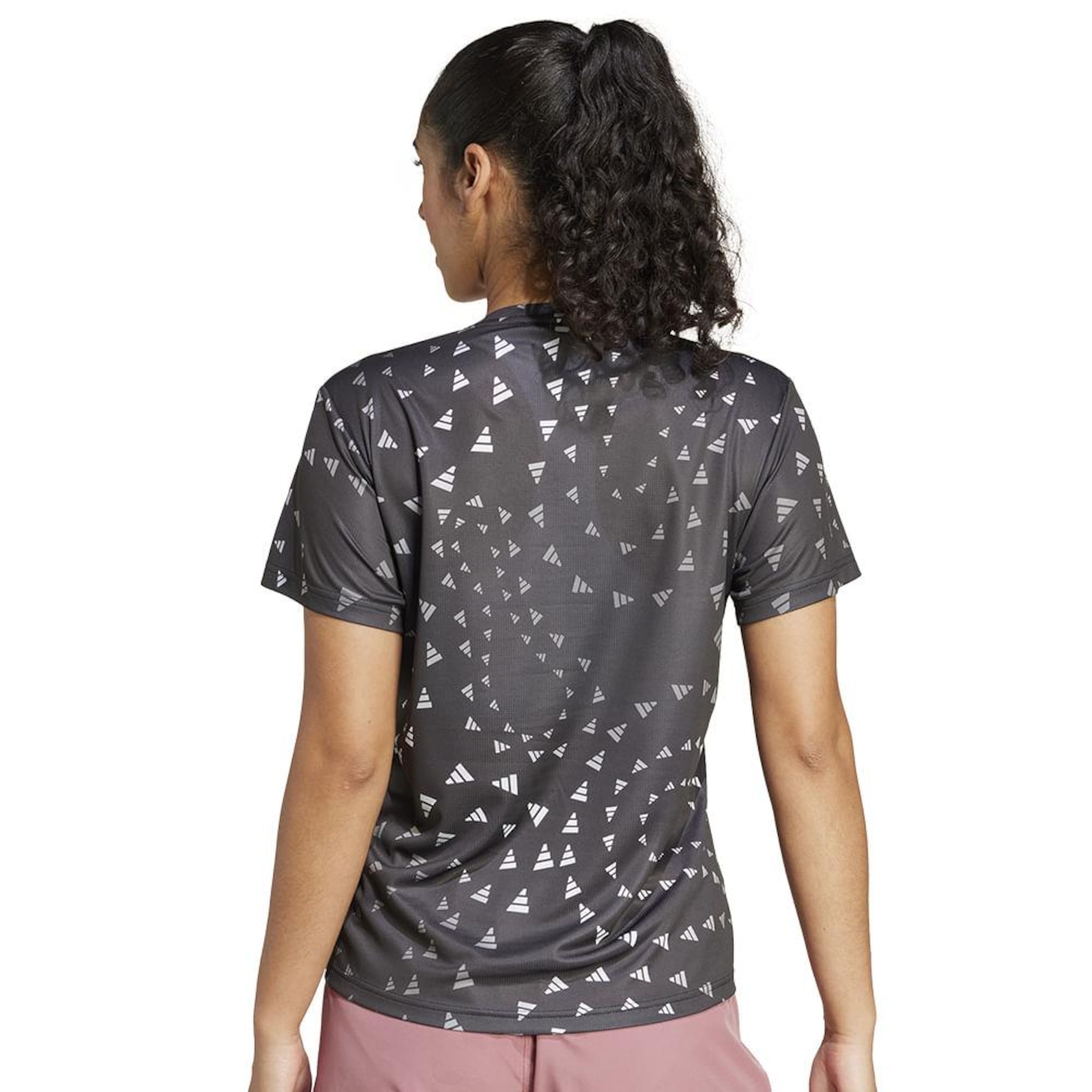 Camiseta adidas Run It Brand Love - Feminina - Foto 3