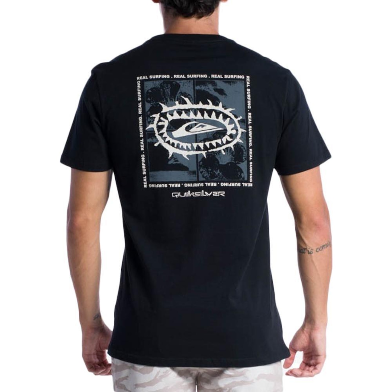 Camiseta Quiksilver Urban Surfin - Masculina - Foto 2