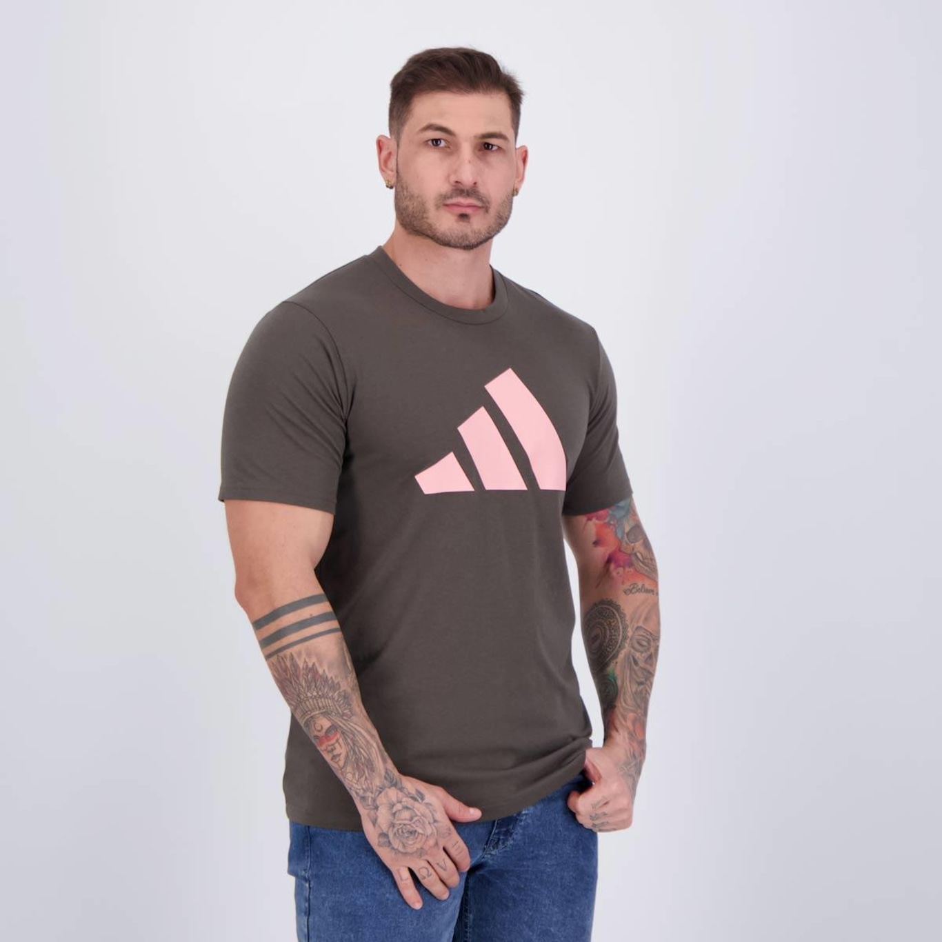 Camiseta adidas Essentials Logo - Masculina - Foto 2