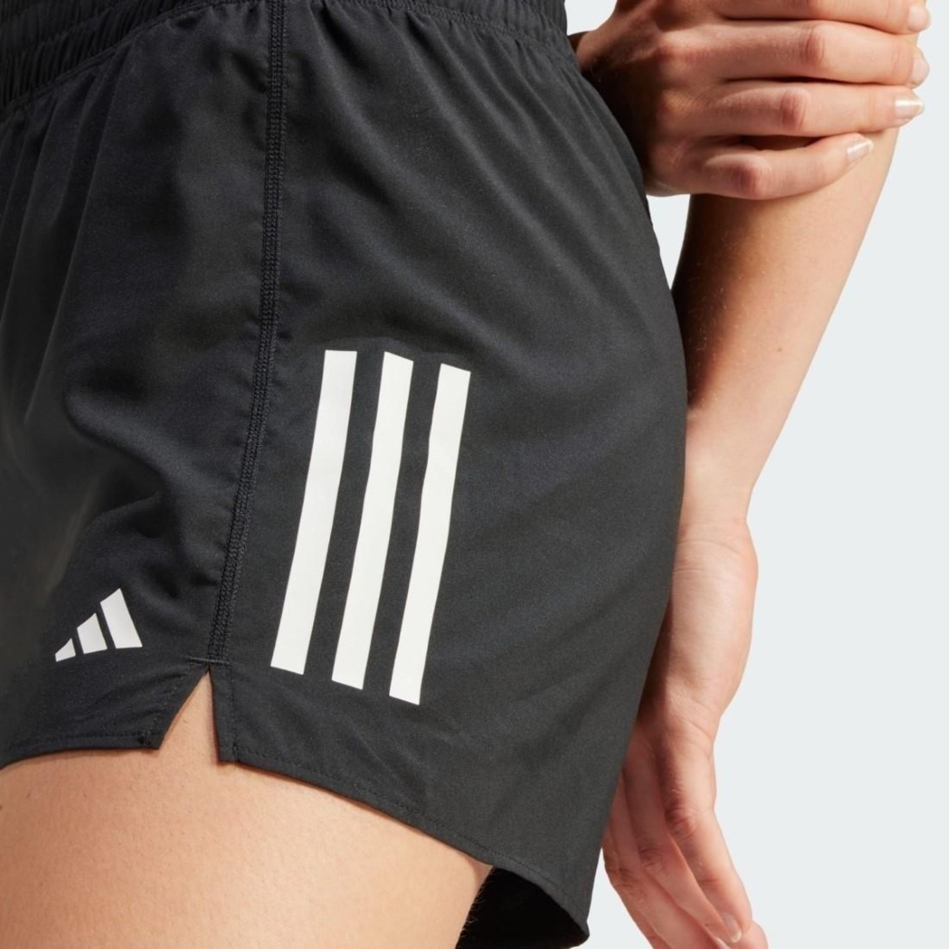 Short adidas Corrida Own The Run Base - Feminino - Foto 6