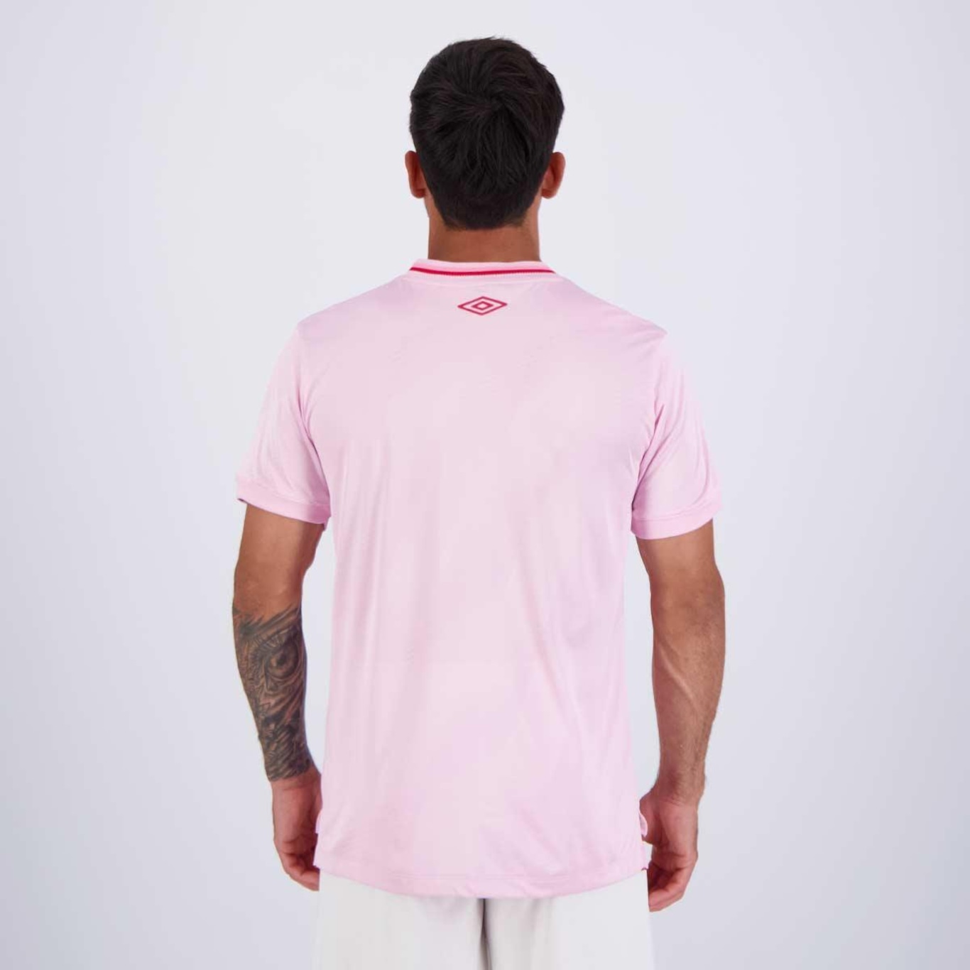 Camisa do Athletico Paranaense Outubro Rosa 2024 Umbro - Masculina - Foto 4