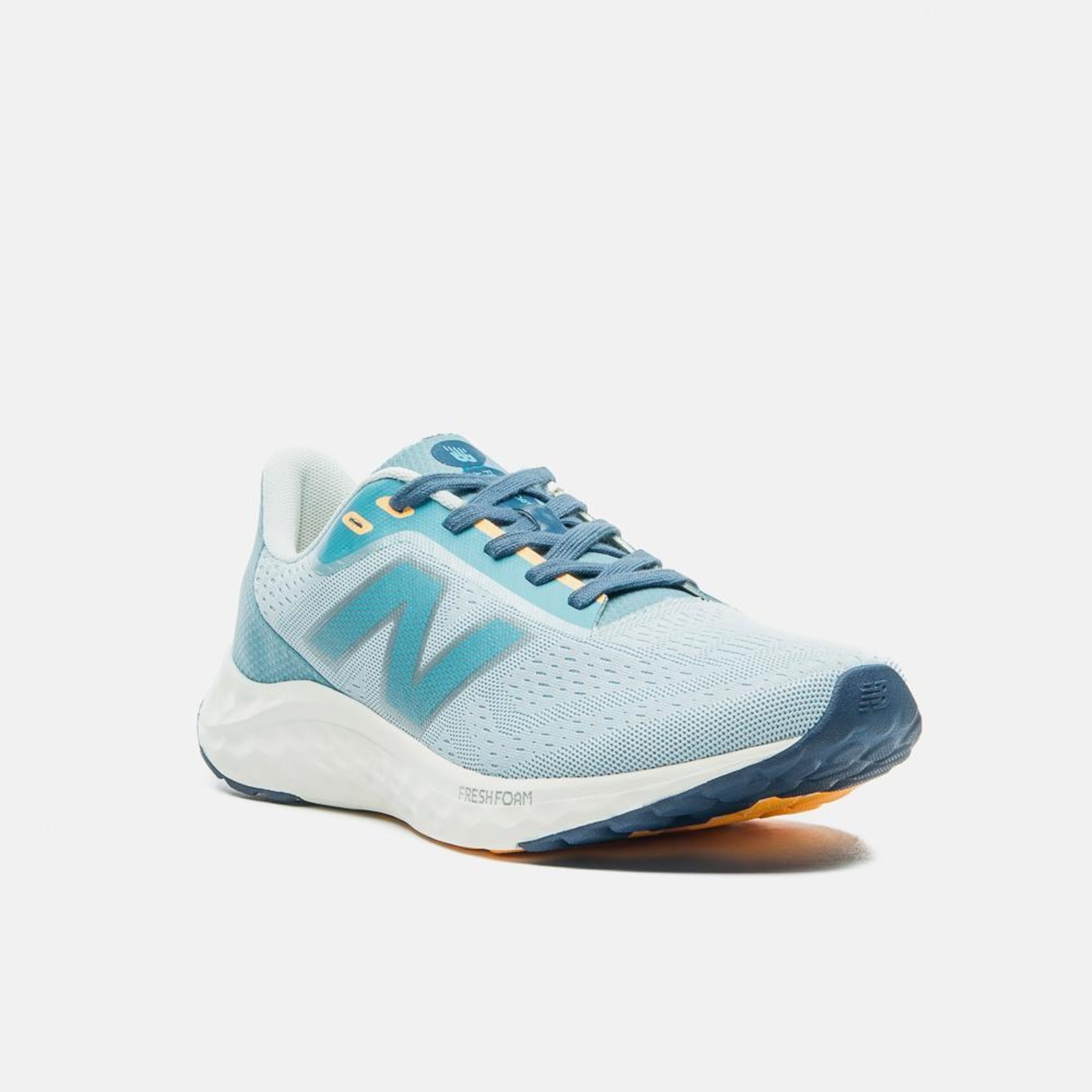 Tênis New Balance Fresh Foam Arishiv4 - Feminino - Foto 4