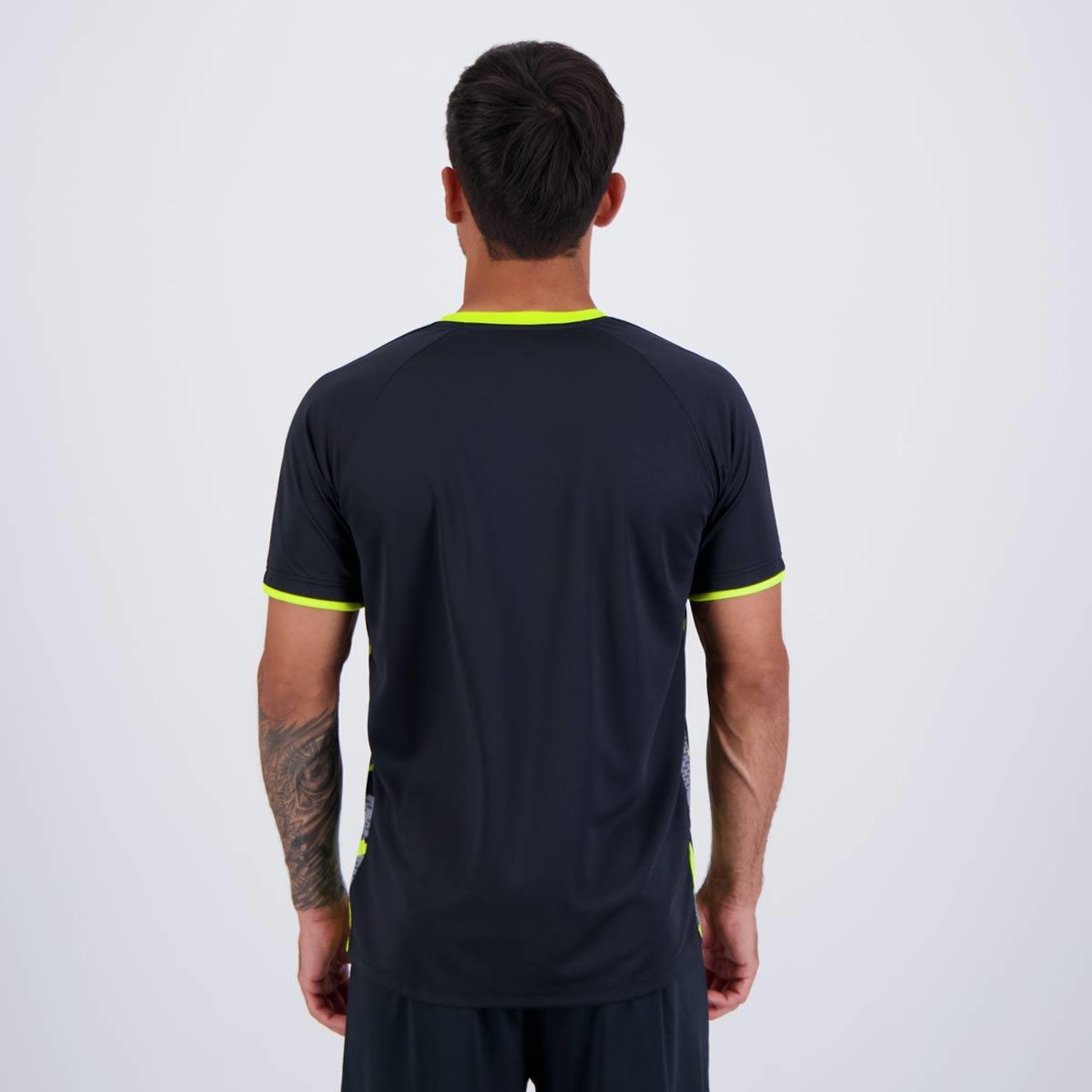 Camisa Umbro Artillery - Masculina - Foto 4