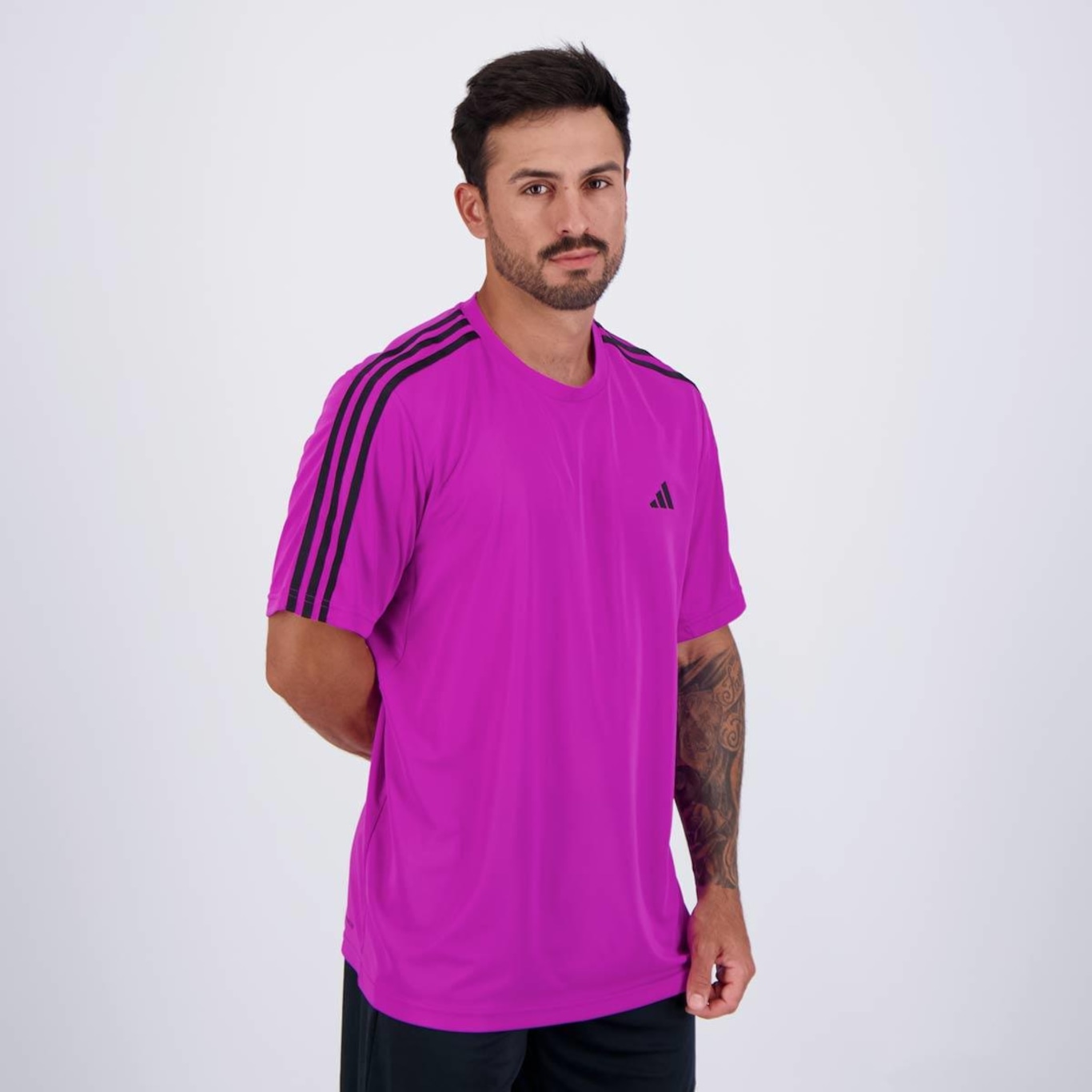 Camiseta adidas Essentials 3 Listras - Masculina - Foto 2