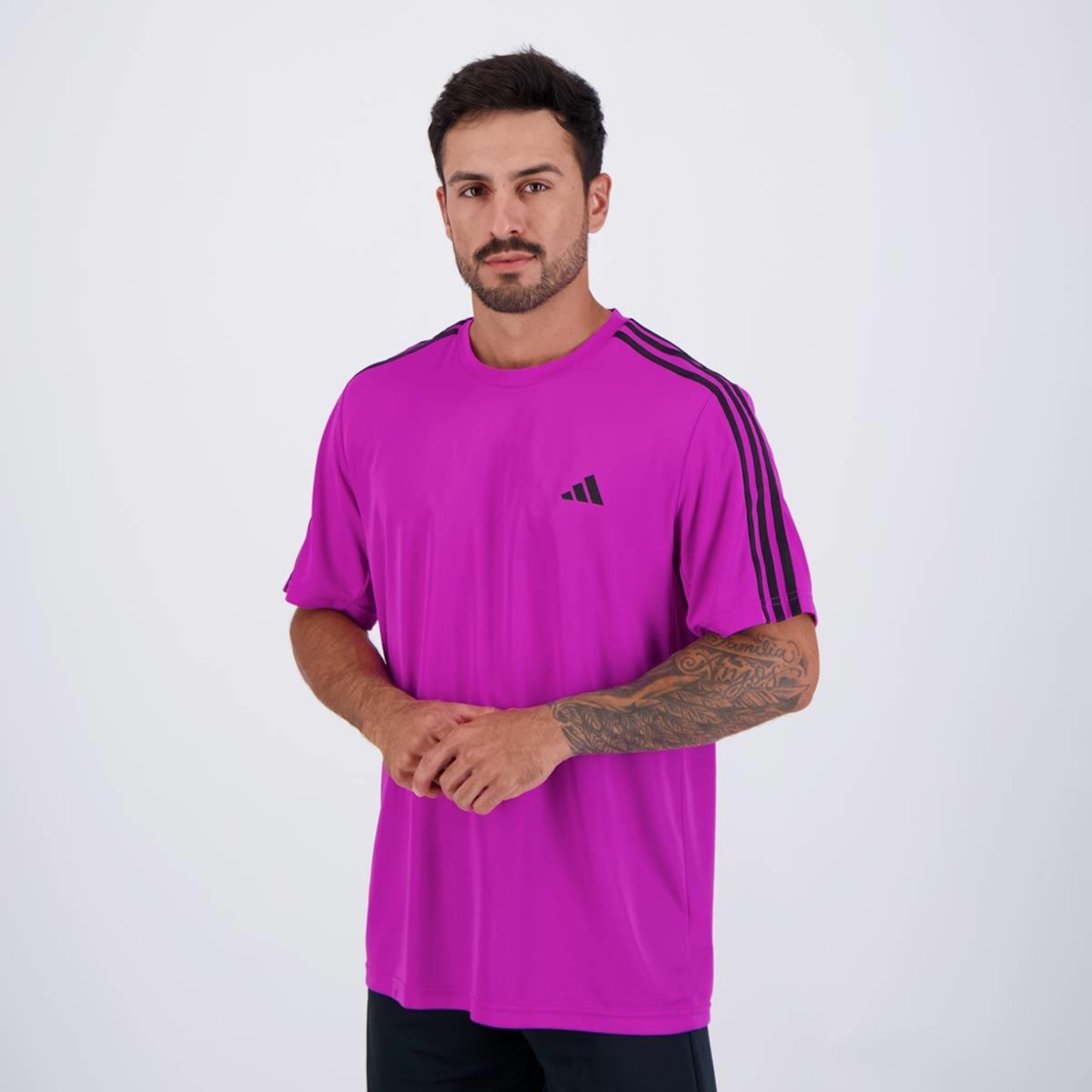 Camiseta adidas Essentials 3 Listras - Masculina - Foto 3