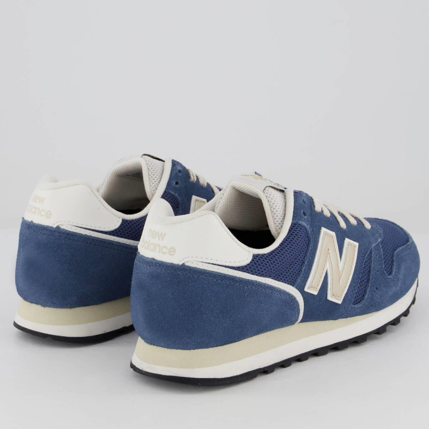 Tênis New Balance 373V2 - Feminino - Foto 3