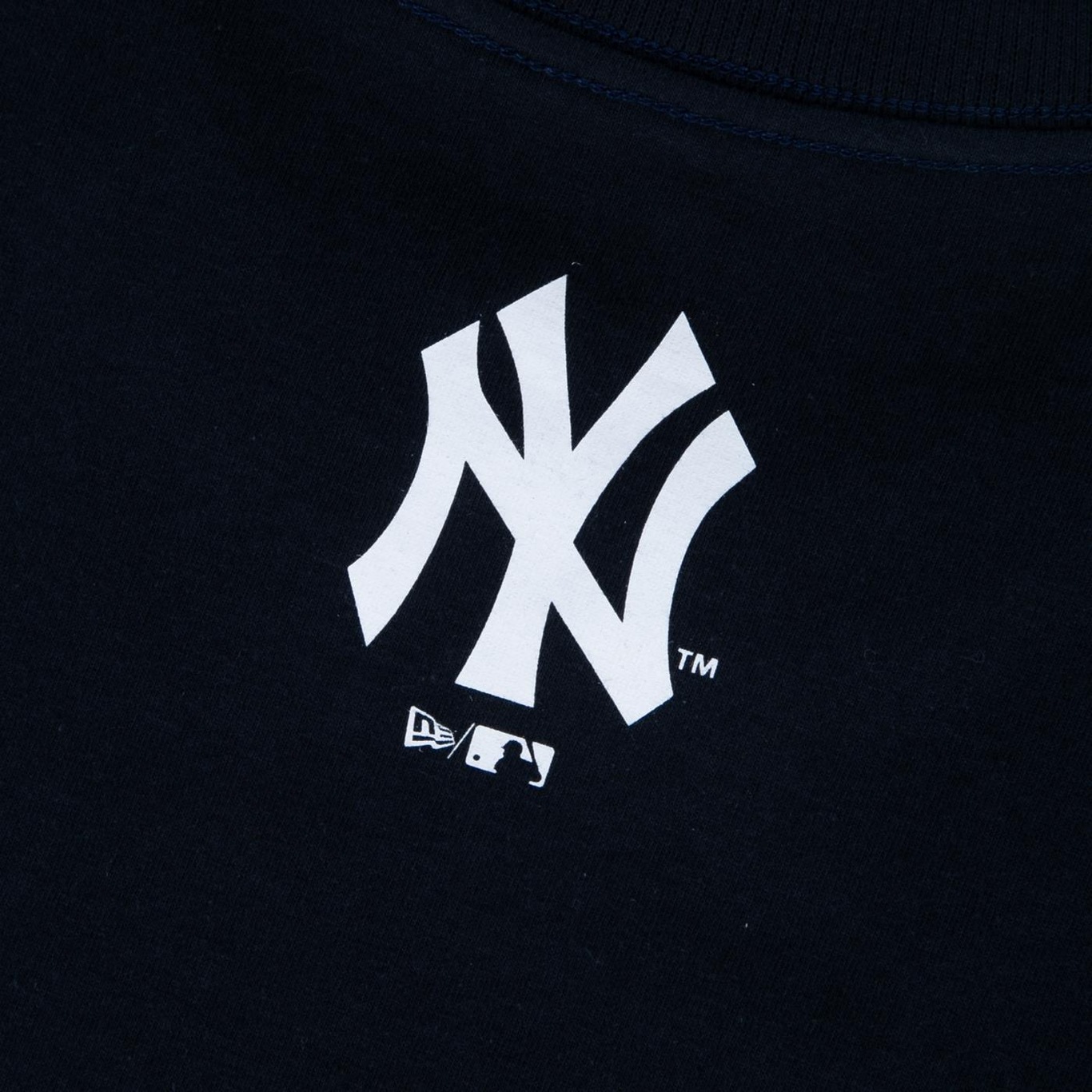 Camiseta New Era Regular Mlb New York Yankees World Of Logos Masculina - Foto 4