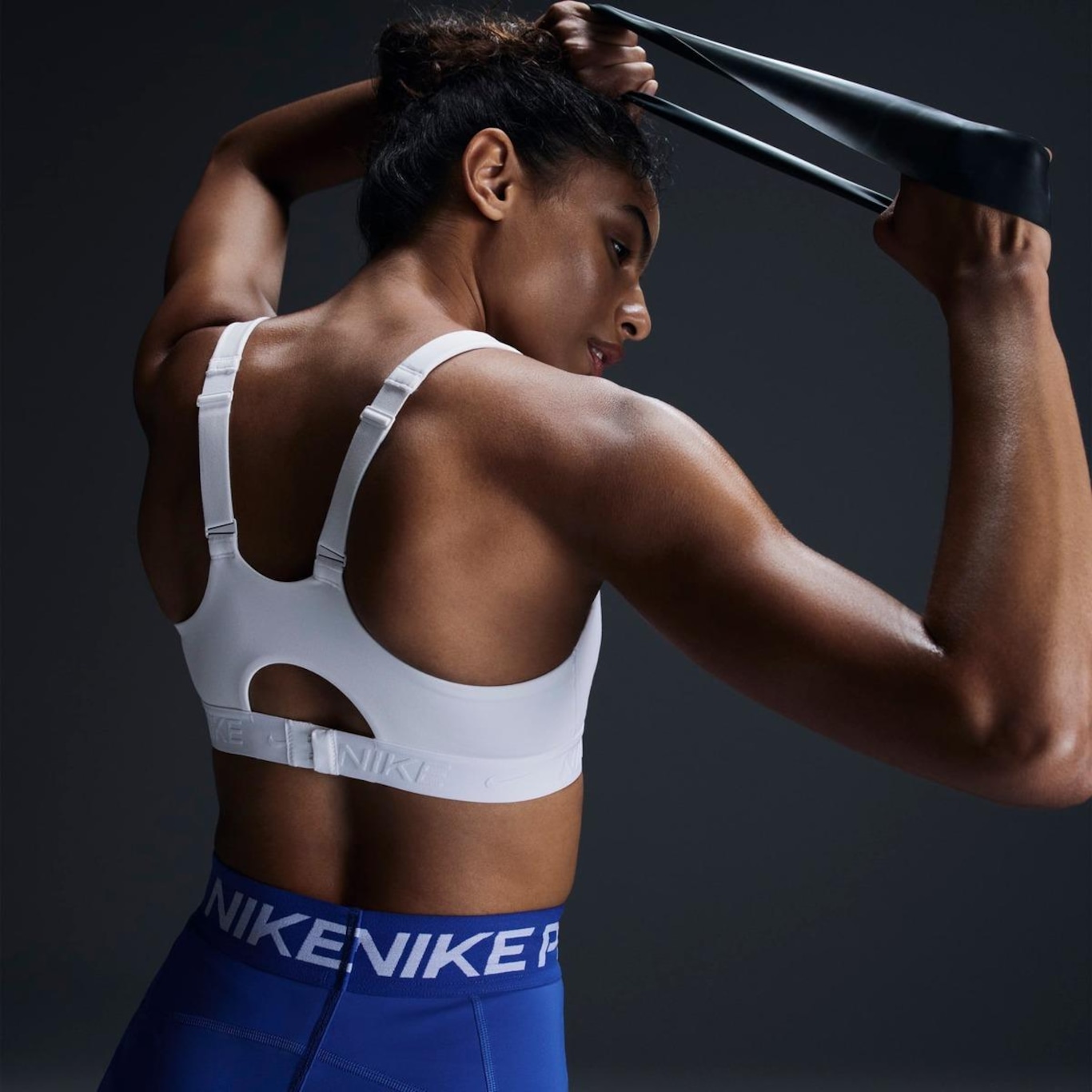 Top Fitness Nike Indy - Feminino - Foto 3