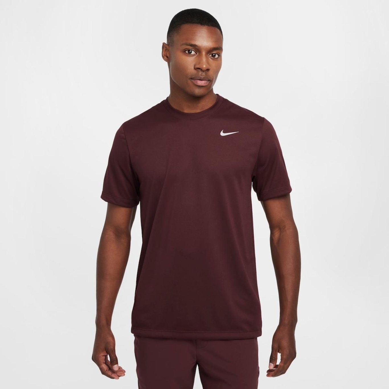 Camiseta Nike Dri-Fit Legend - Masculina - Foto 1