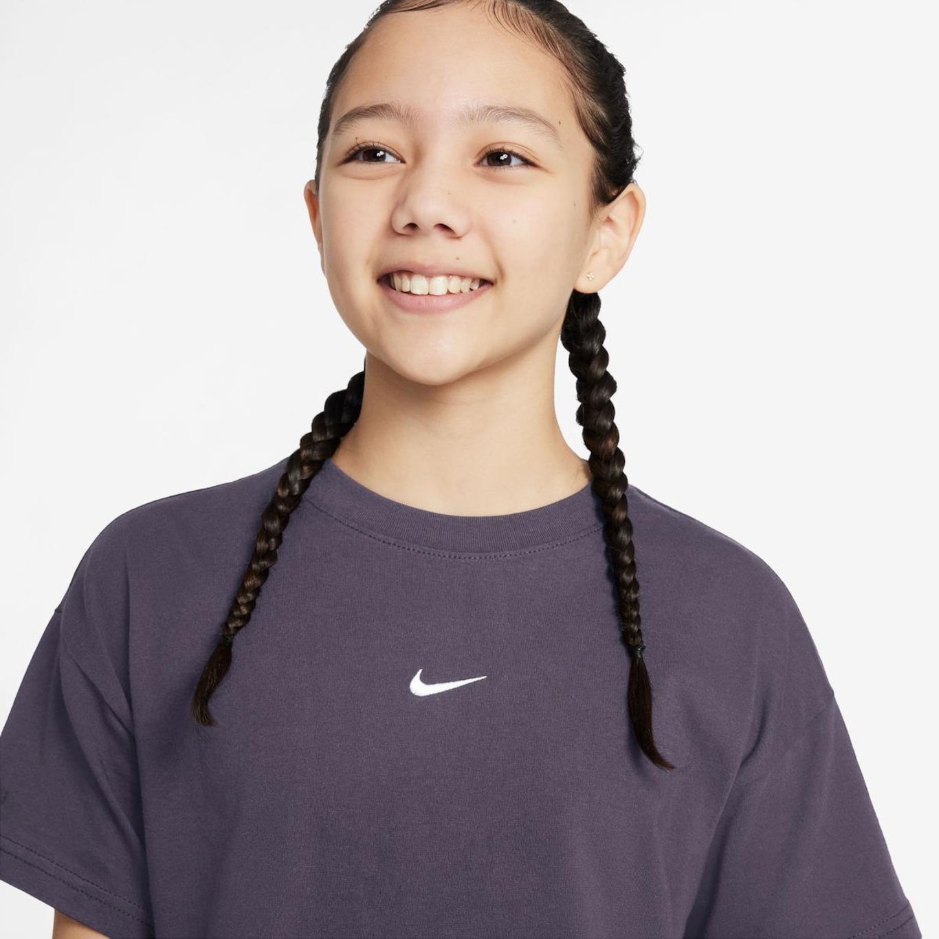 Camiseta Nike Sportswear Essentials Infantil - Foto 3