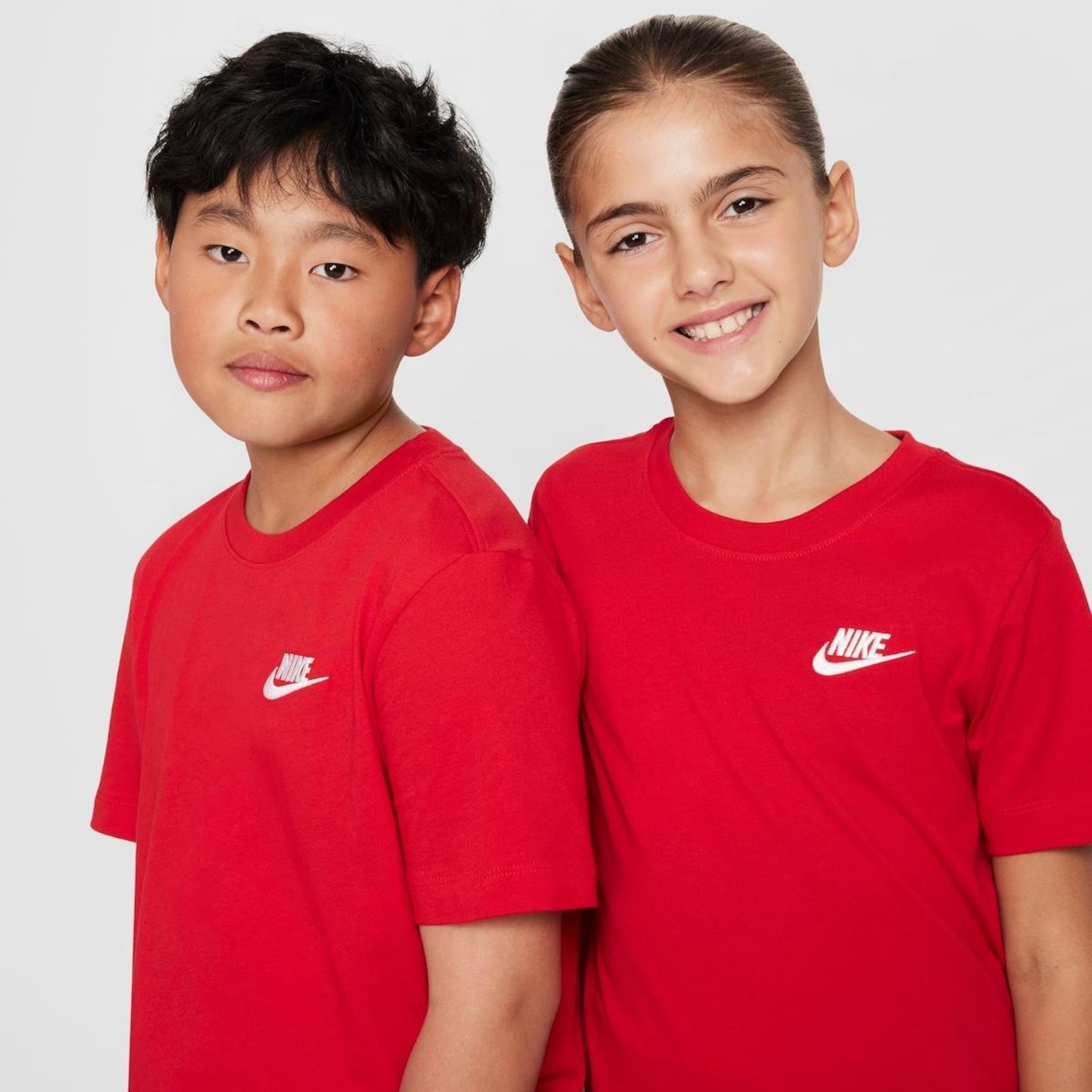 Camiseta Nike Sportswear Futura Infantil - Foto 3