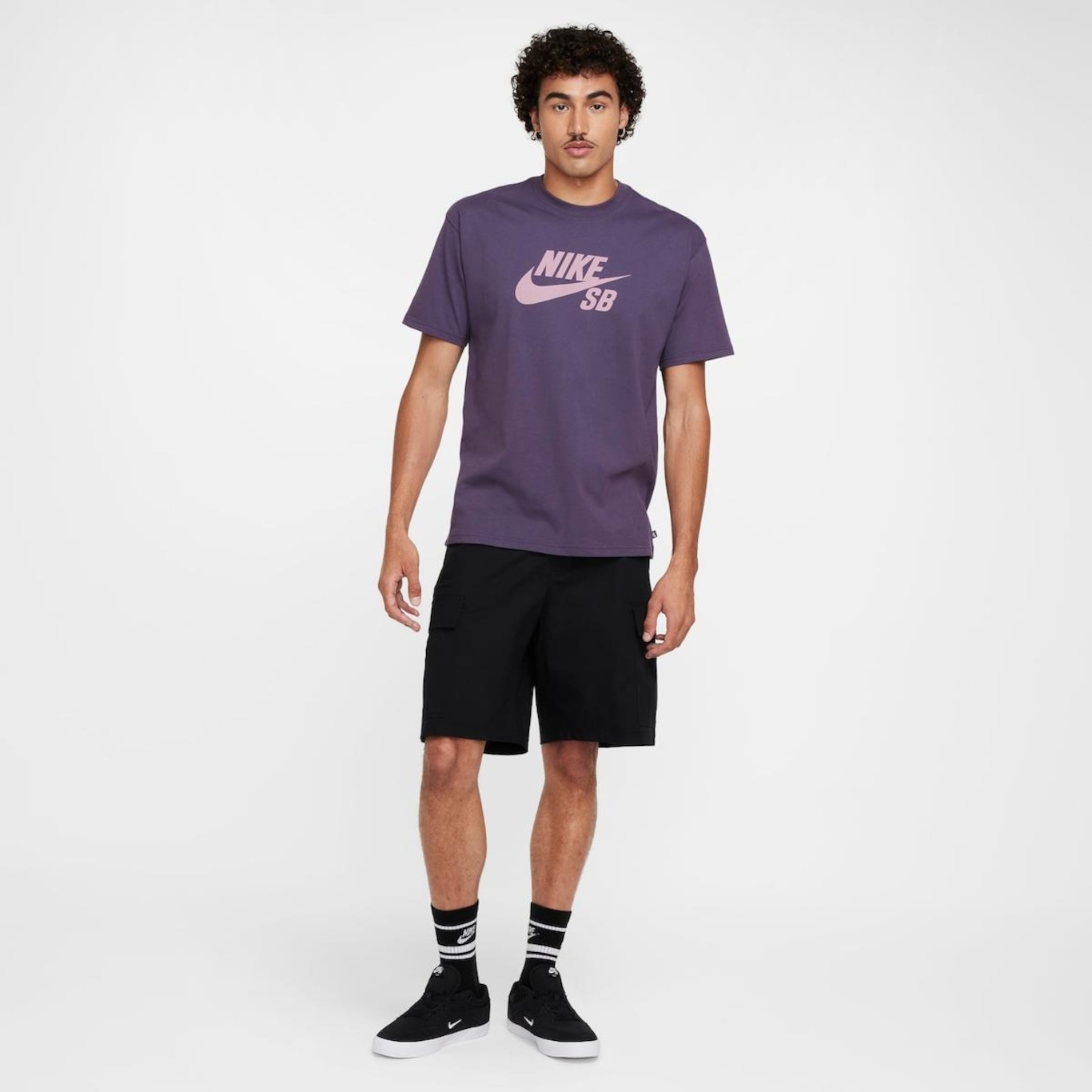 Camiseta Nike SB Tee Logo - Masculina - Foto 5