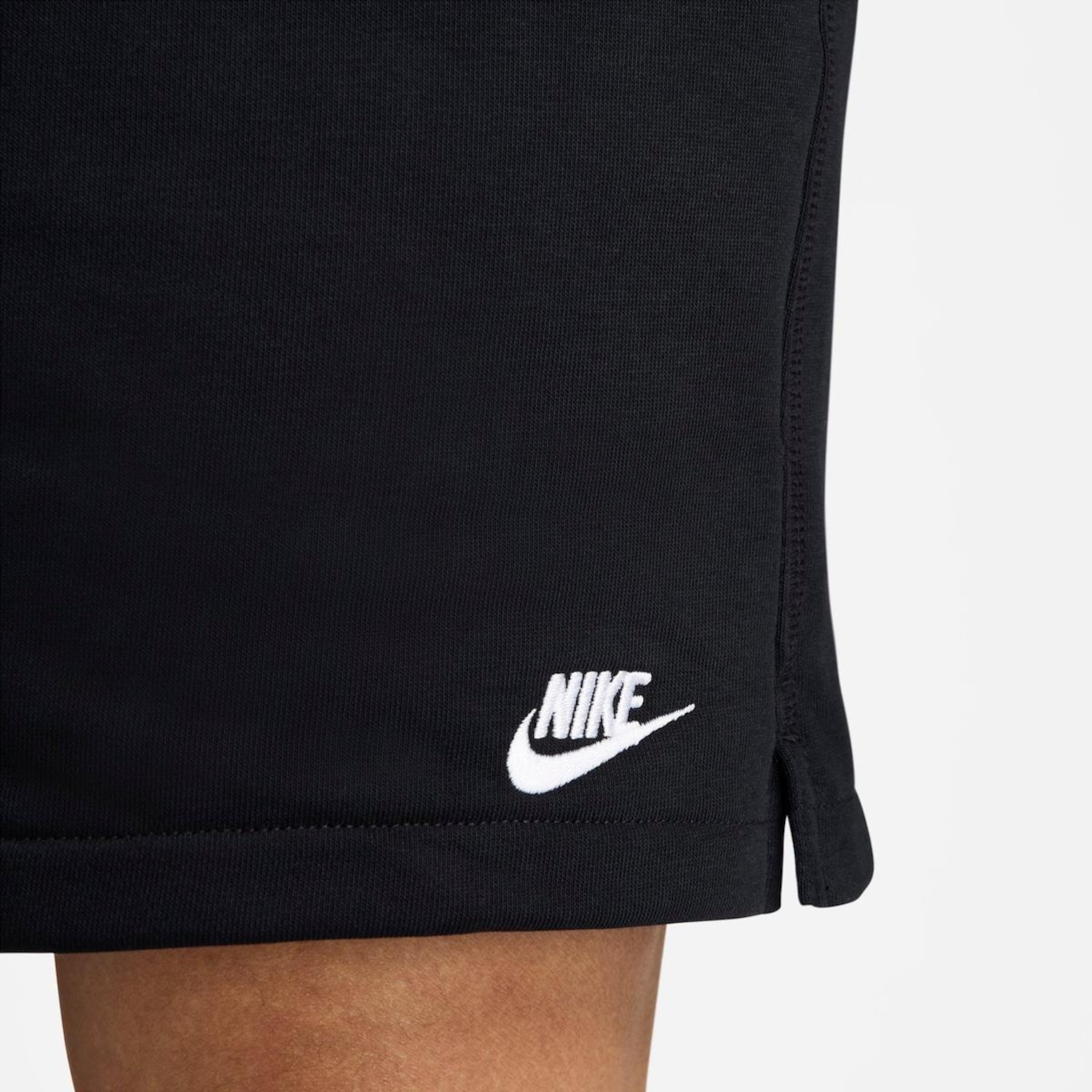 Shorts Nike Club Flow Masculino - Foto 4