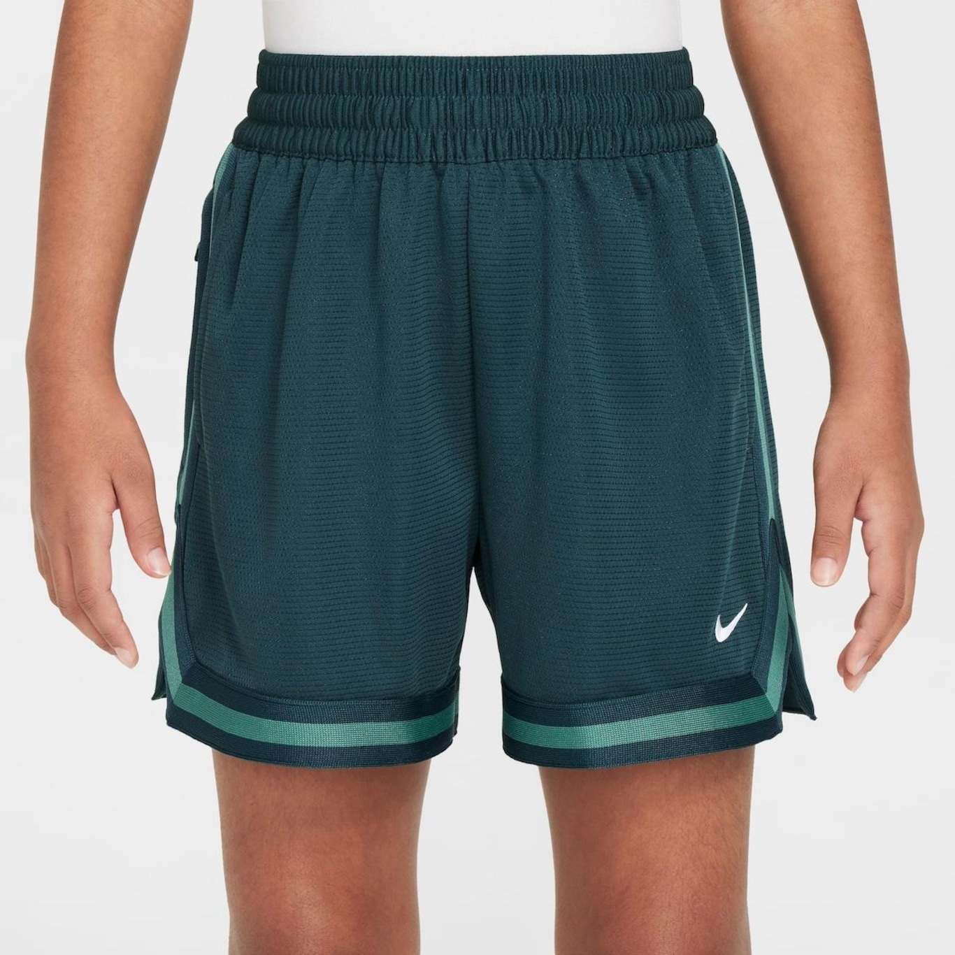 Shorts Nike Dri-Fit Dna 5In Infantil - Foto 3