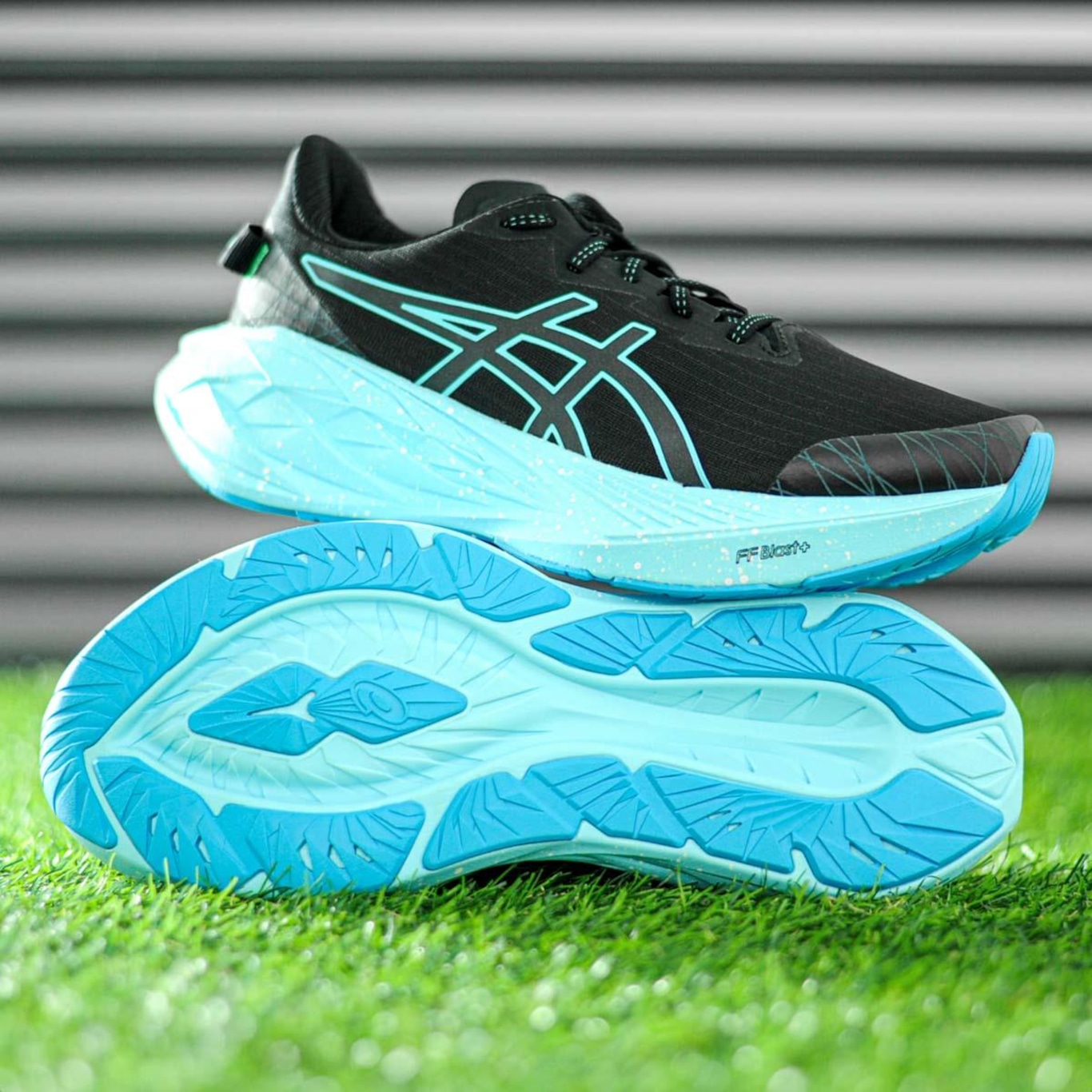 Tênis Asics Novablast 4 Lite Show - Masculino - Foto 6