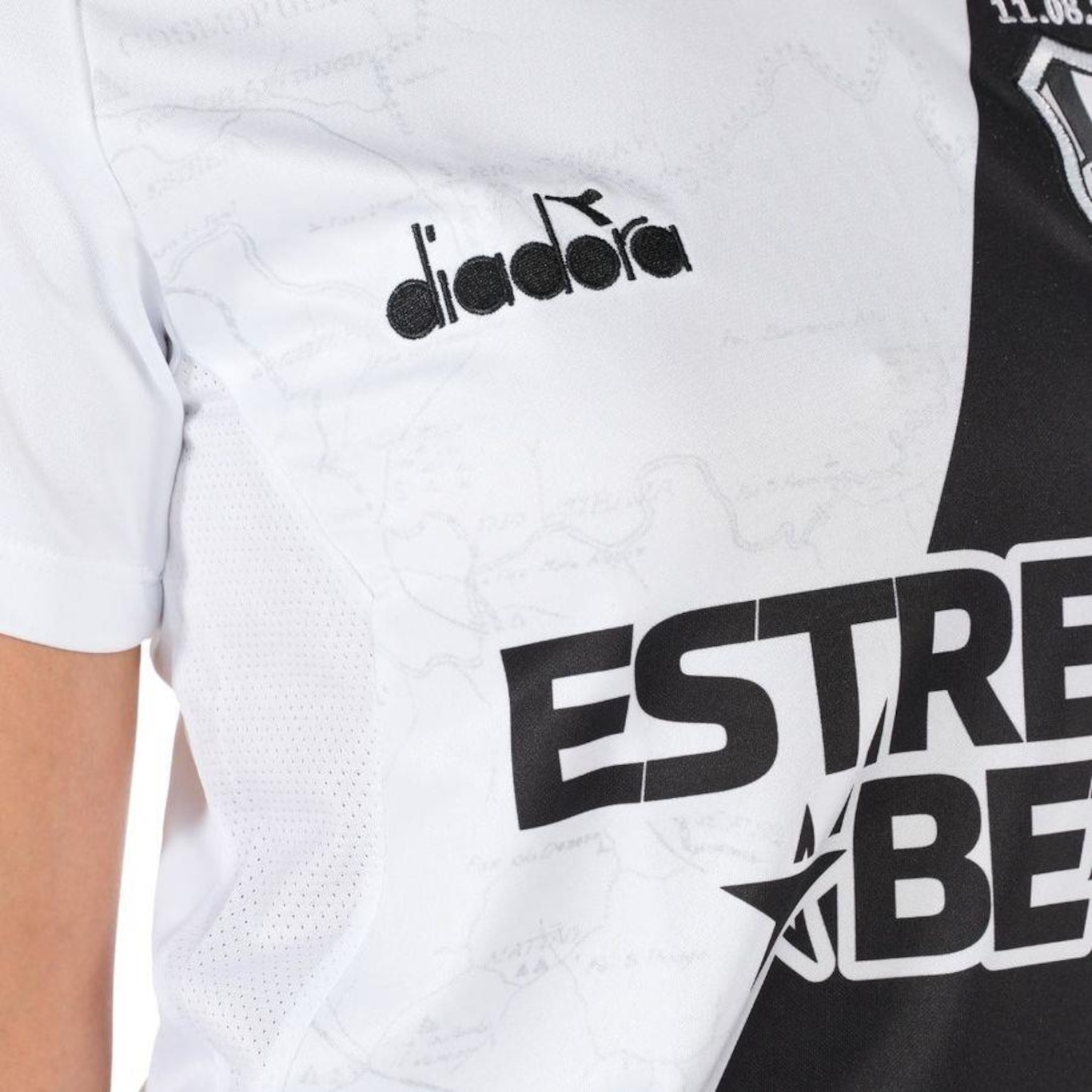 Camisa da Ponte Preta Oficial Torcedor Diadora - Feminina - Foto 5