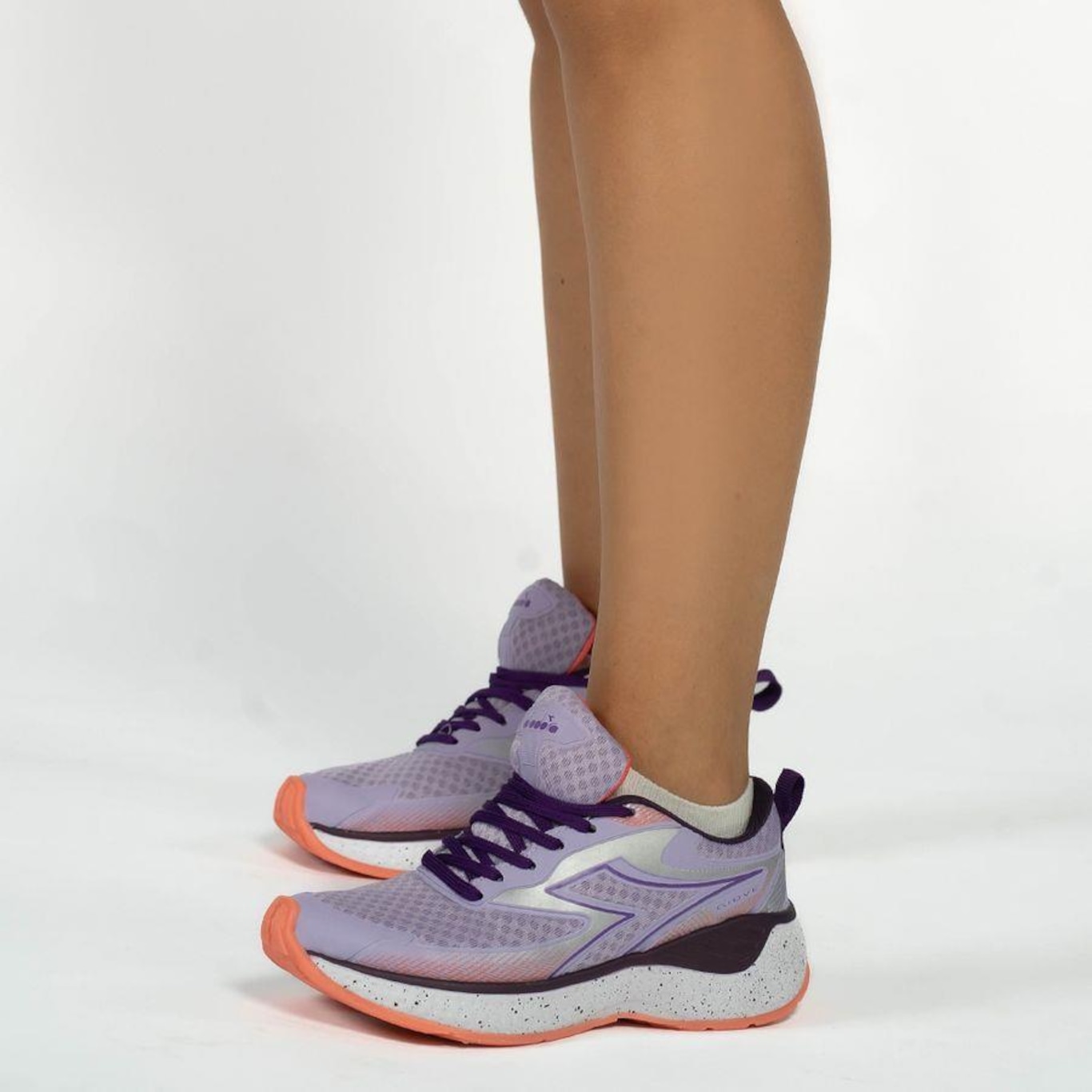 Tênis Diadora Giove - Feminino - Foto 4