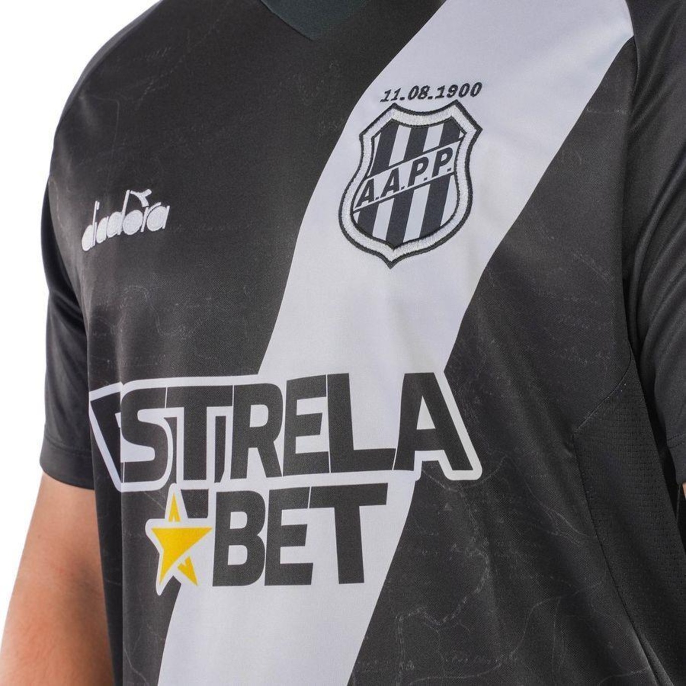 Camisa da Ponte Preta Oficial Torcedor 2 Diadora - Masculina - Foto 4