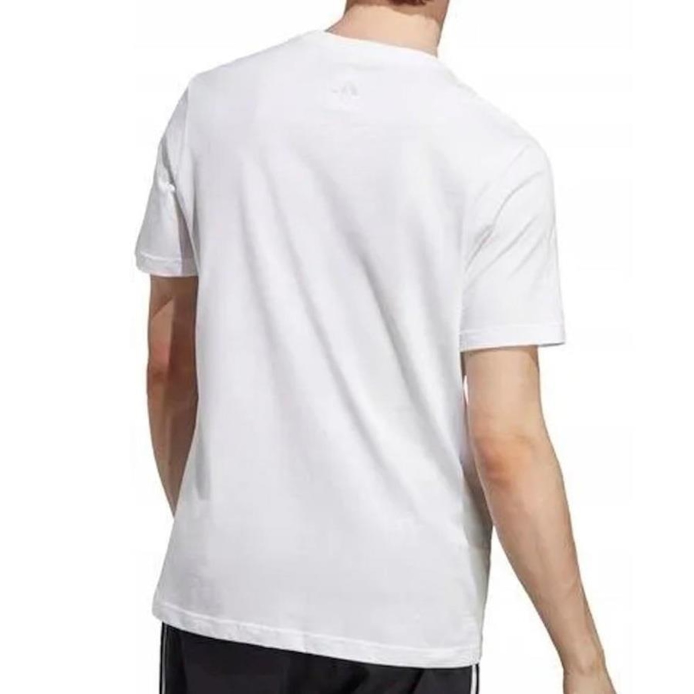 Camiseta adidas Essentials Logo Linear - Masculina - Foto 2