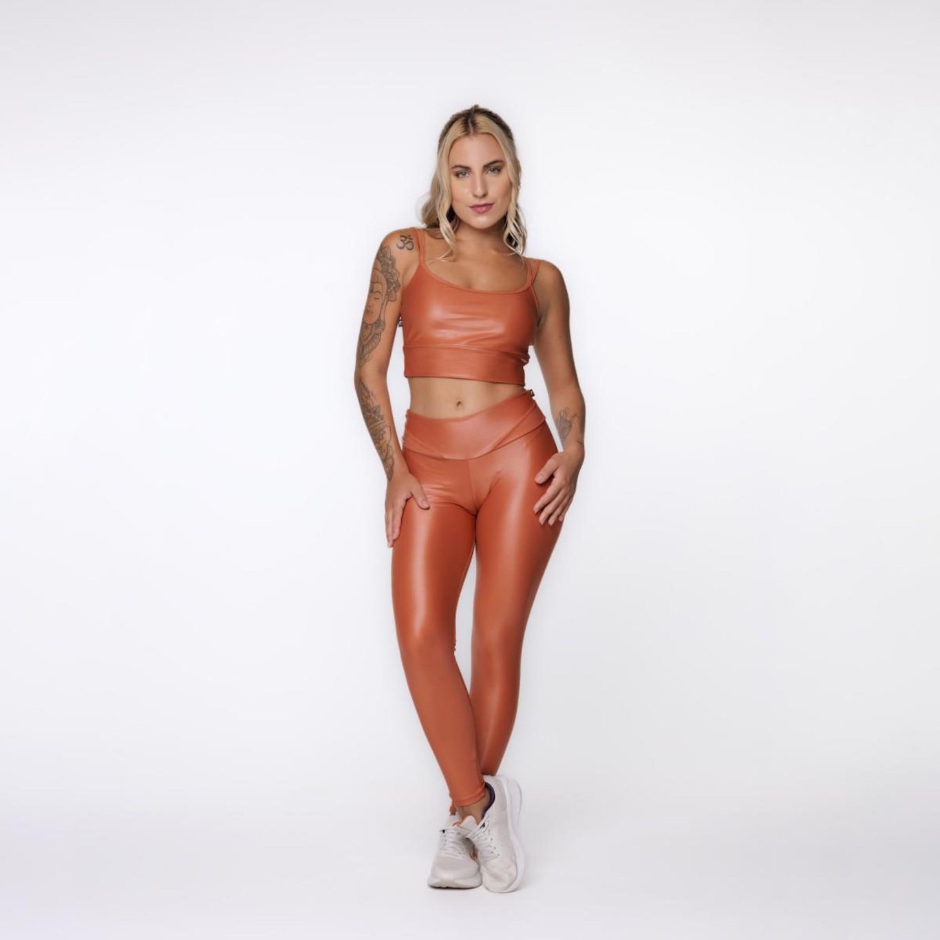 Conjunto Orbis com Calça Legging Empina Bumbum + Top Alça Fina Cirrê - Feminina - Foto 1