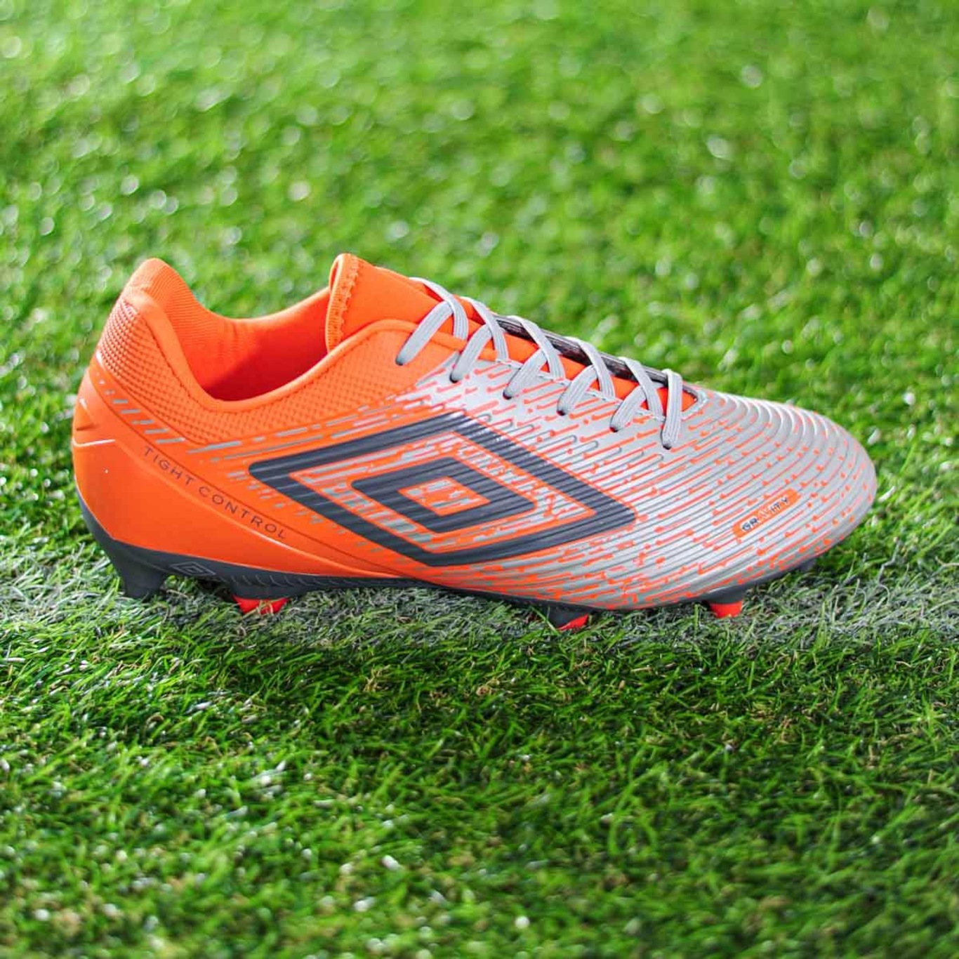 Chuteira Umbro Campo Gravity - Adulto - Foto 6