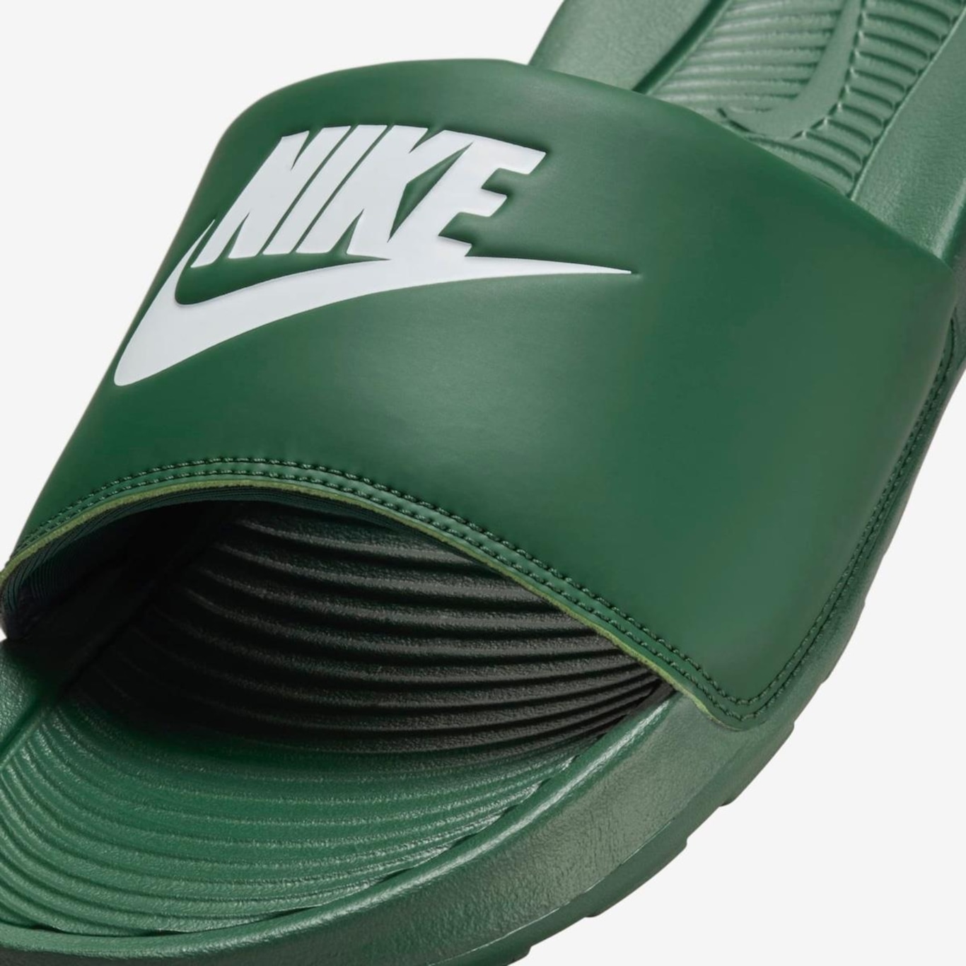 Chinelo Nike Victori One - Masculino - Foto 6