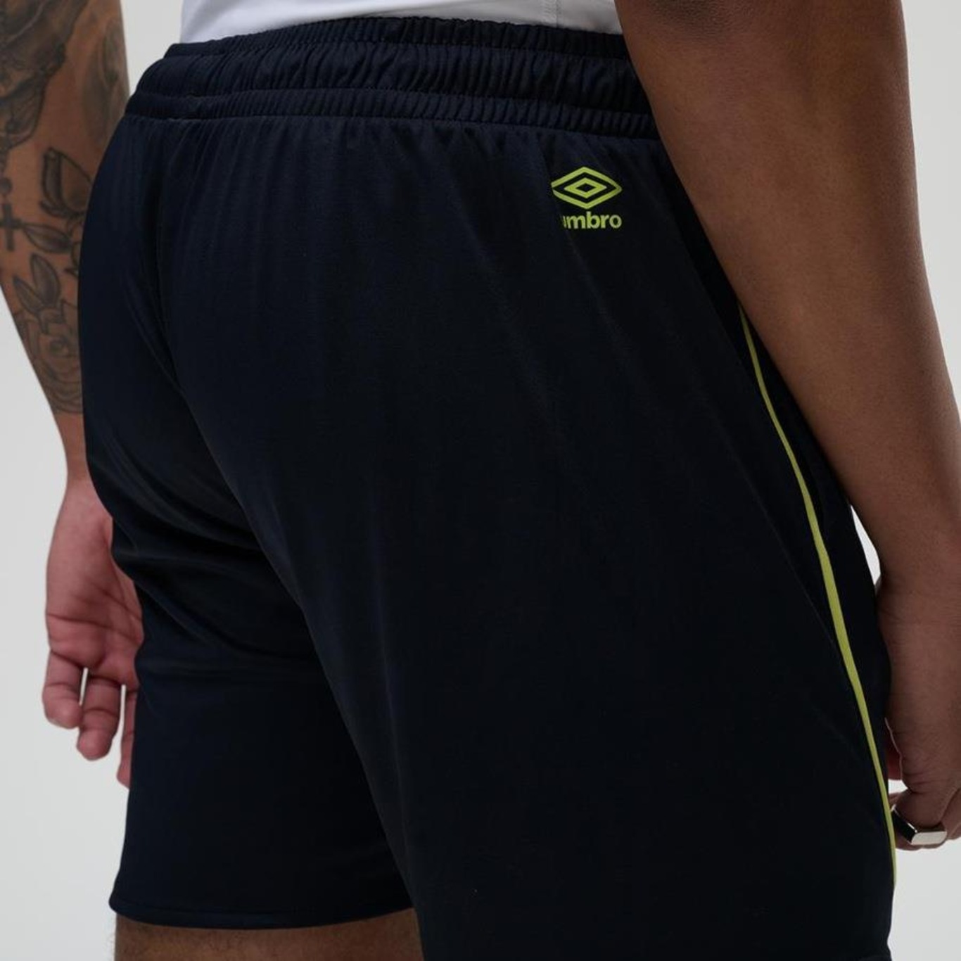 Bermuda Masculina Umbro Ftvl Flame - Foto 4