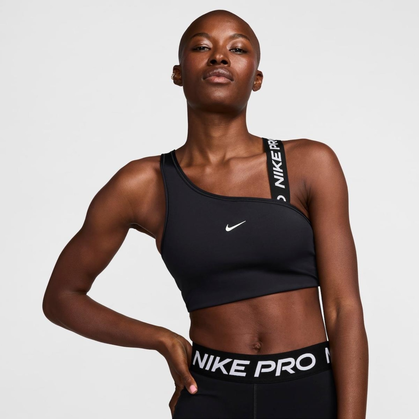 Top Fitness Nike Pro Swoosh - Feminino - Foto 2