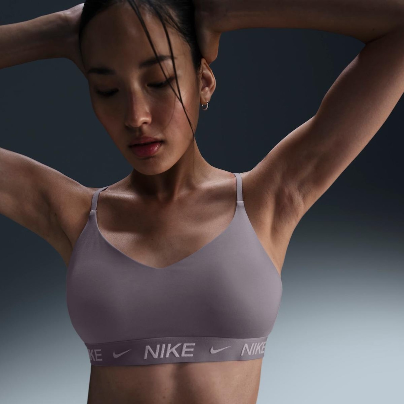 Top Fitness Nike Indy - Feminino - Foto 1