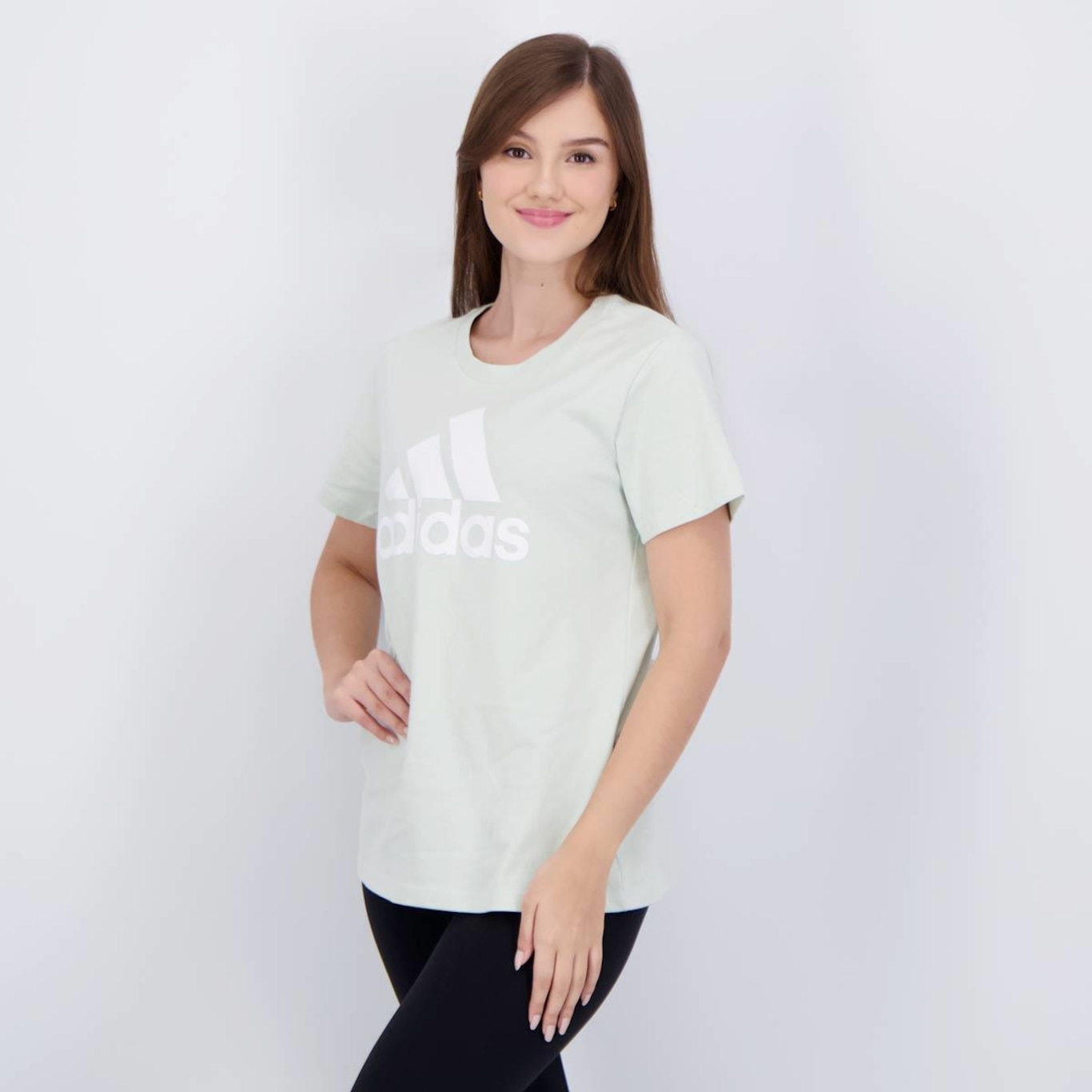 Camiseta adidas Big Logo Feminina - Foto 3