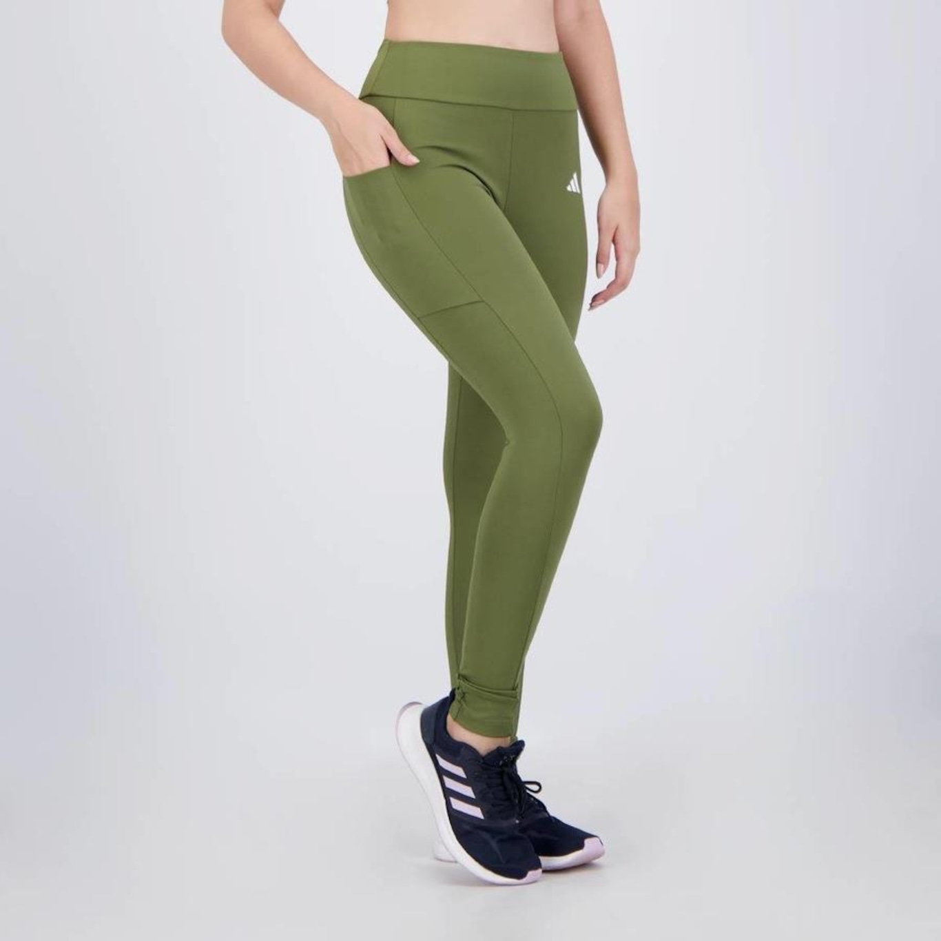 Calça Legging adidas Pocket Corrida com Bolso - Feminina - Foto 2