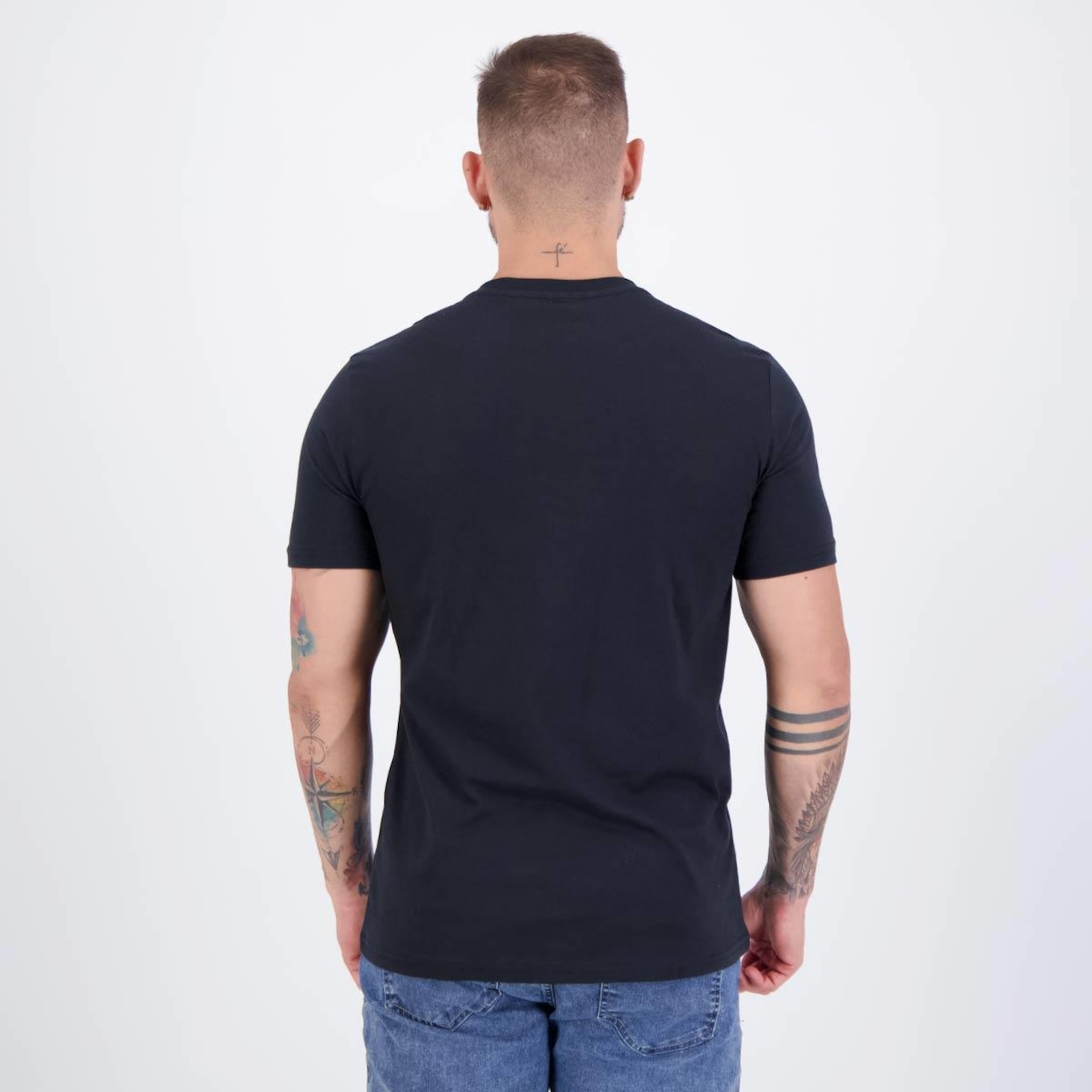 Camiseta Fila Regular Classic Masculina - Foto 4