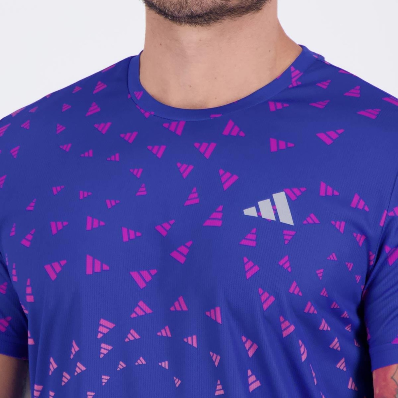 Camiseta adidas Run It Brand Love Masculina - Foto 5