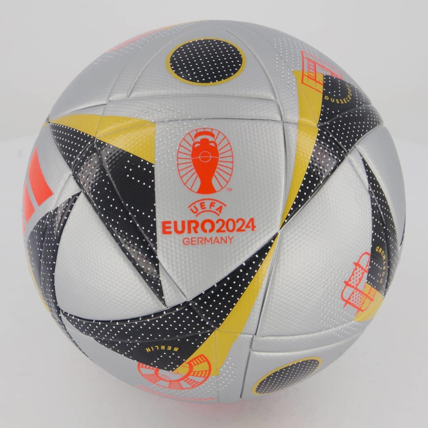 Bola de Futebol de Campo adidas Euro 24 - Foto 1