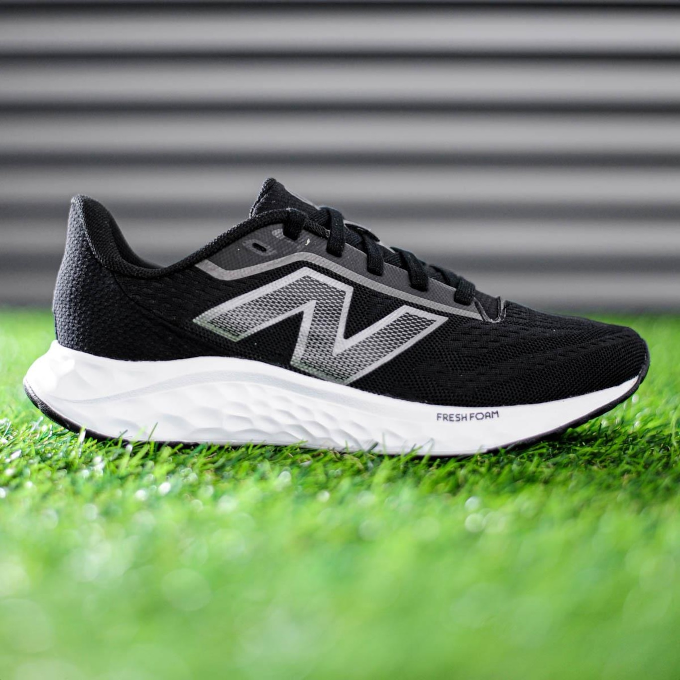 Tênis New Balance Fresh Foam Arish V4 - Feminino - Foto 6