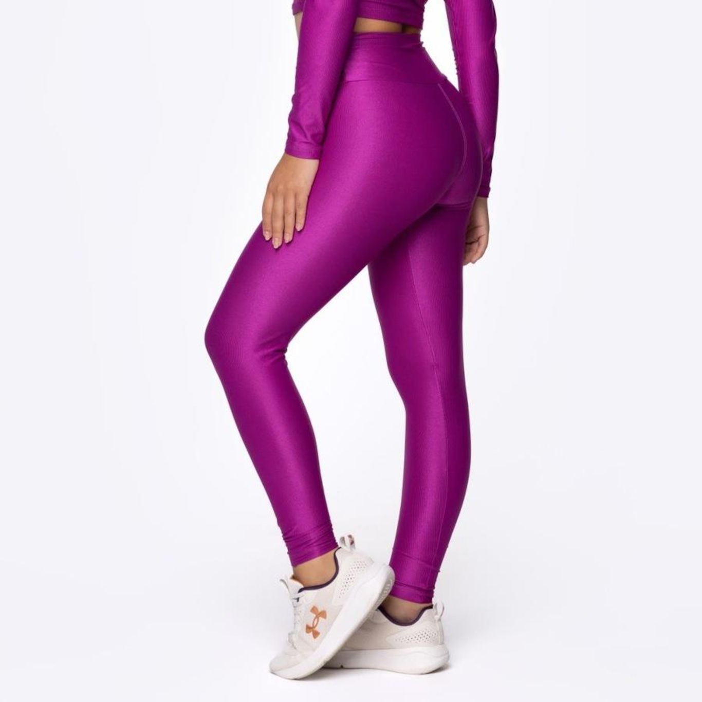 Calça Legging Orbis Fitness Cintura Alta Poliamida Brilho Laminado - Feminina - Foto 3