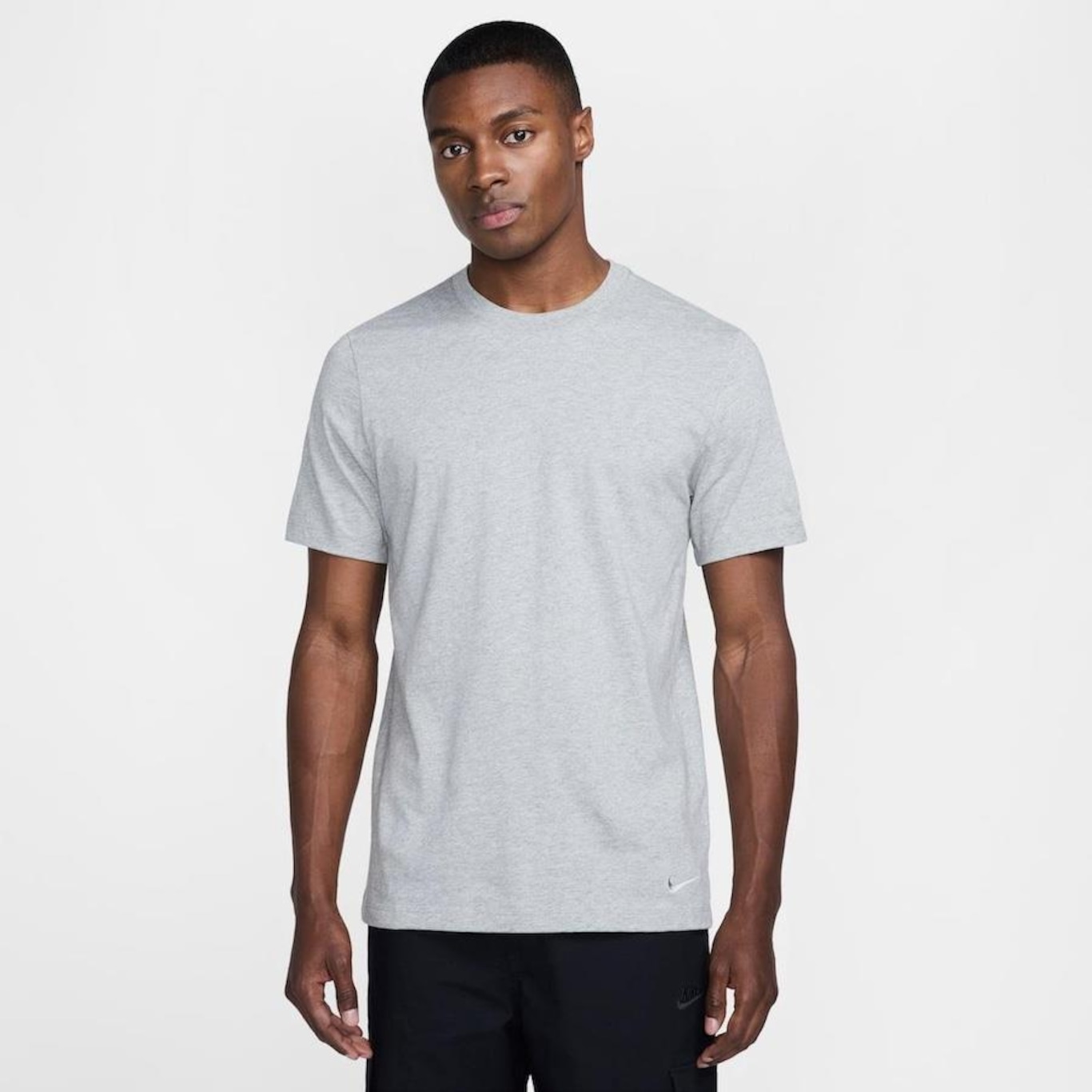 Camiseta Nike Sportswear - Masculina - Foto 1