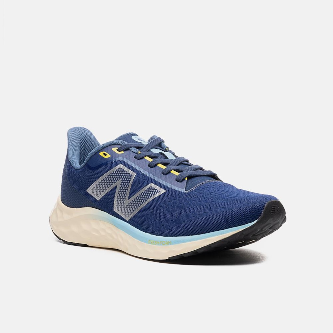 Tênis New Balance Fresh Foam Arishiv4 - Masculino - Foto 4