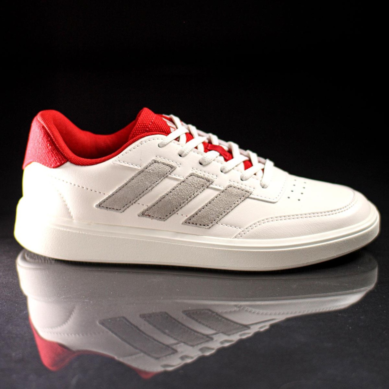 Tênis Adidas Courtblock - Masculino - Foto 6