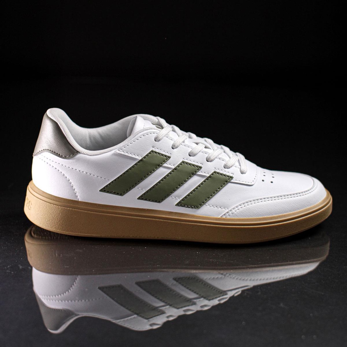 Tênis Adidas Courtblock - Masculino - Foto 6