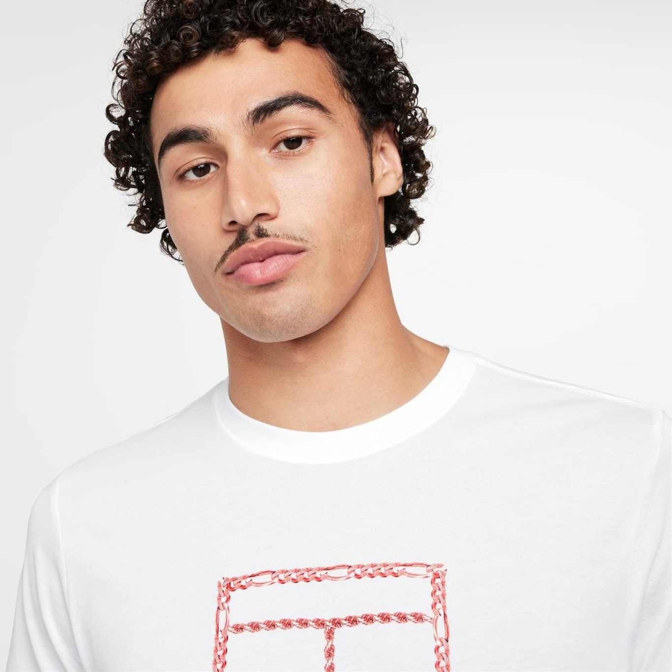 Camiseta Nikecourt Dri-Fit Heritage - Masculina - Foto 3