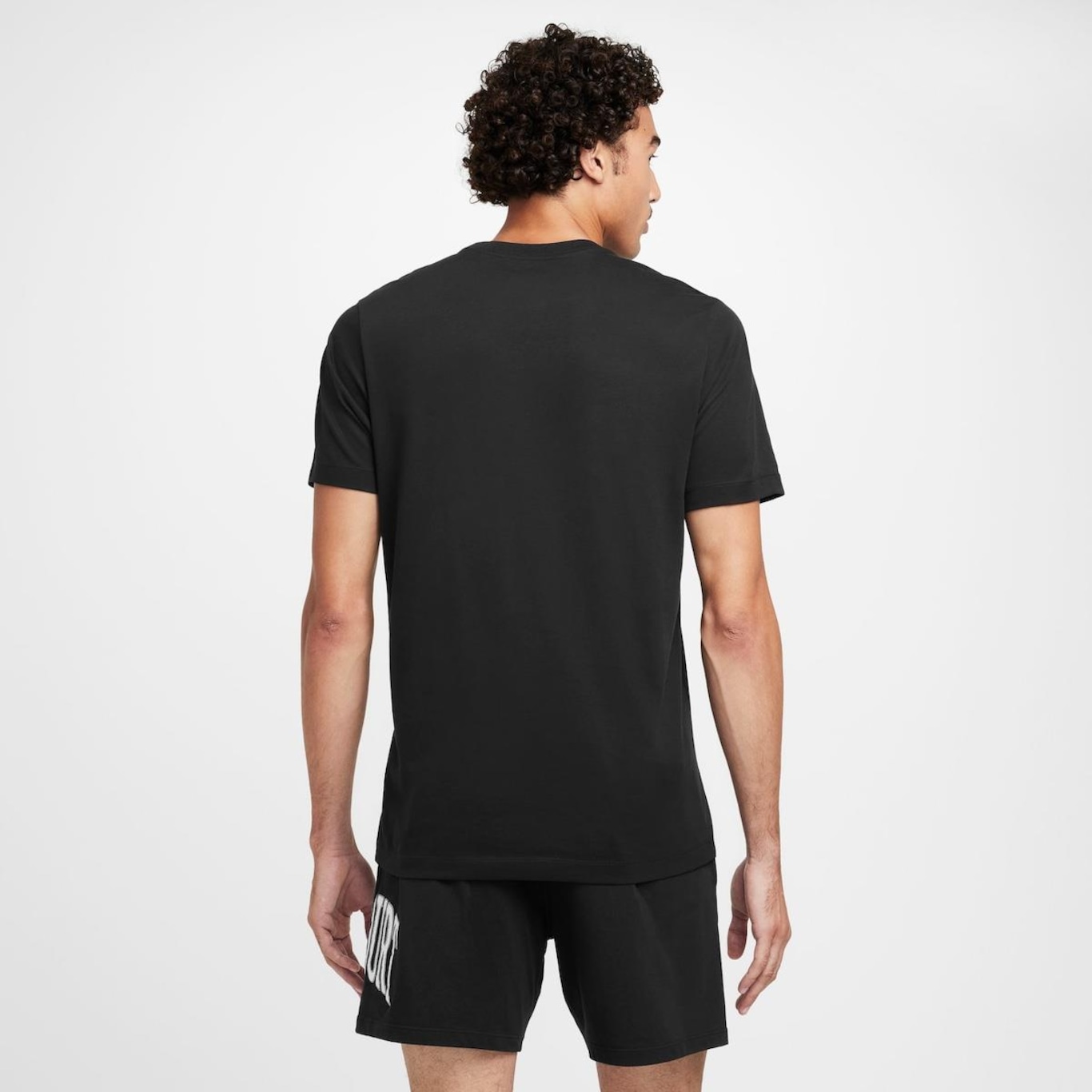 Camiseta Nikecourt Dri-Fit Heritage - Masculina - Foto 2