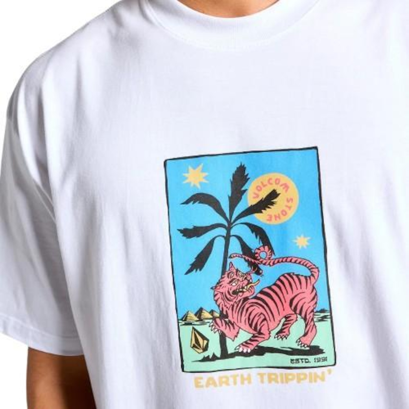 Camiseta Volcom Silk Mc Comfort Tarot Tiger - Masculina - Foto 3