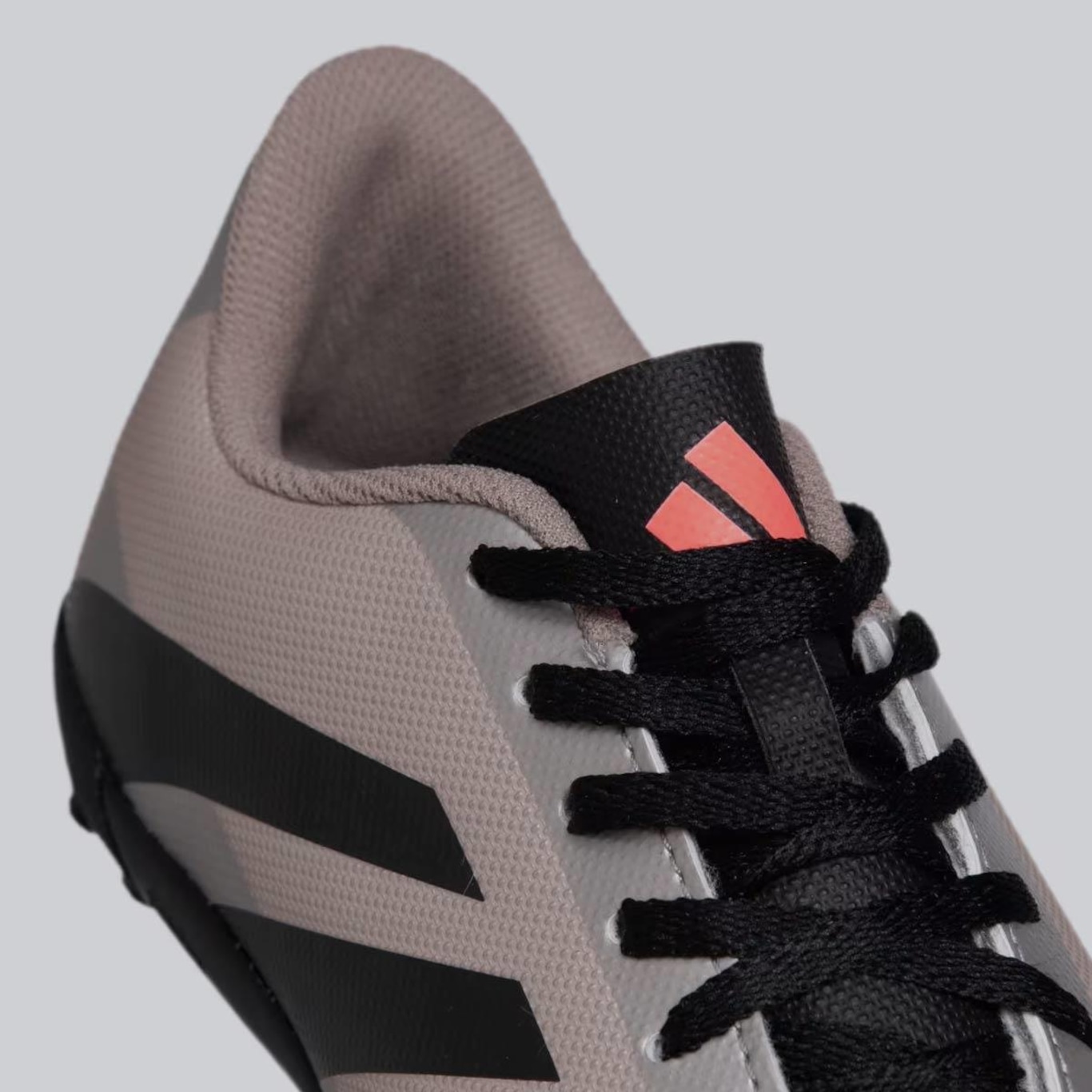 Chuteira Society adidas Predator Essentials 24.5 Tf Infantil - Foto 5