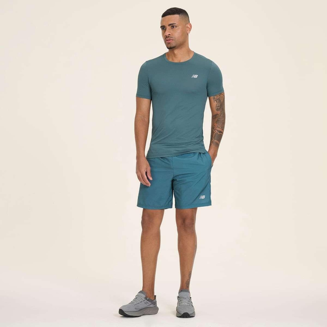 Bermuda New Balance Sport Essentials 7 - Masculina - Foto 4