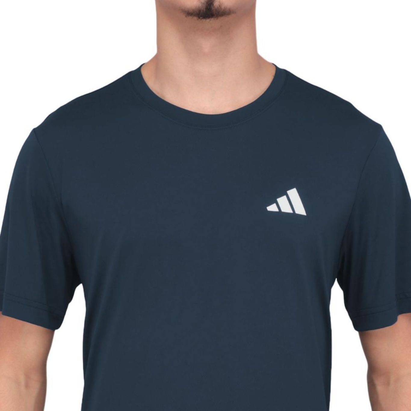 Camiseta adidas Own The Run Basic Masculina - Foto 2