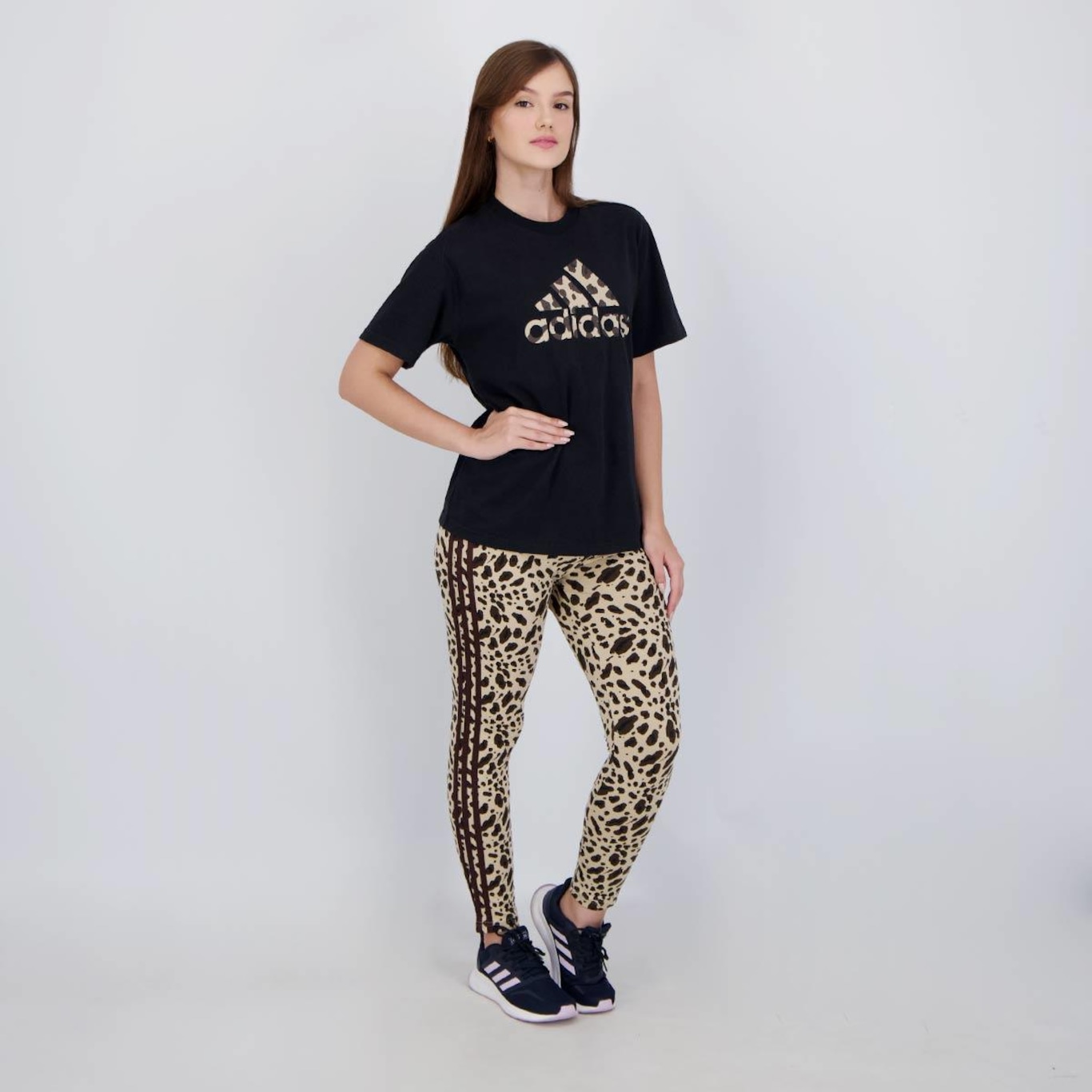 Kit Camiseta adidas Graphic Animal + Calça Legging Animal Feminina - Foto 3