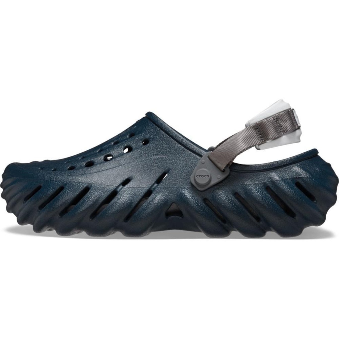 Sandália Crocs Echo Clog Nightfall - Unissex - Foto 3