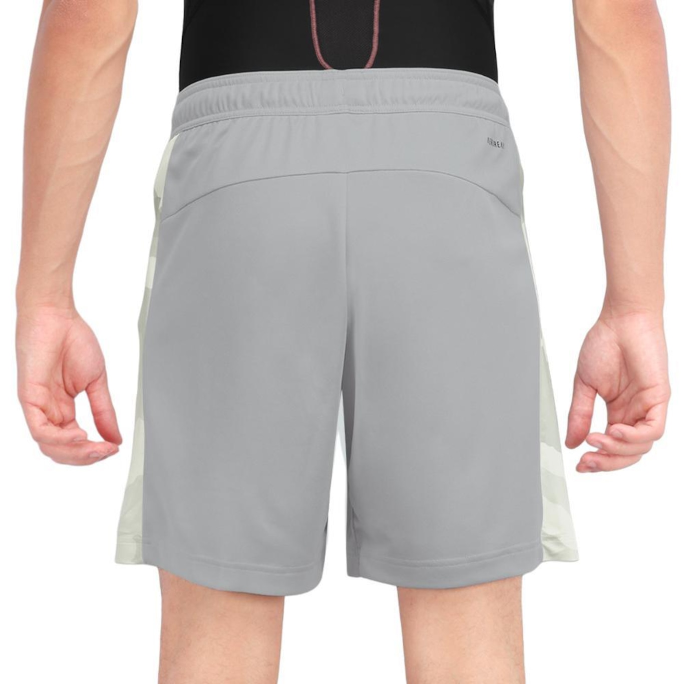 Short adidas Camuflado Train Essentials 7In - Masculino - Foto 5